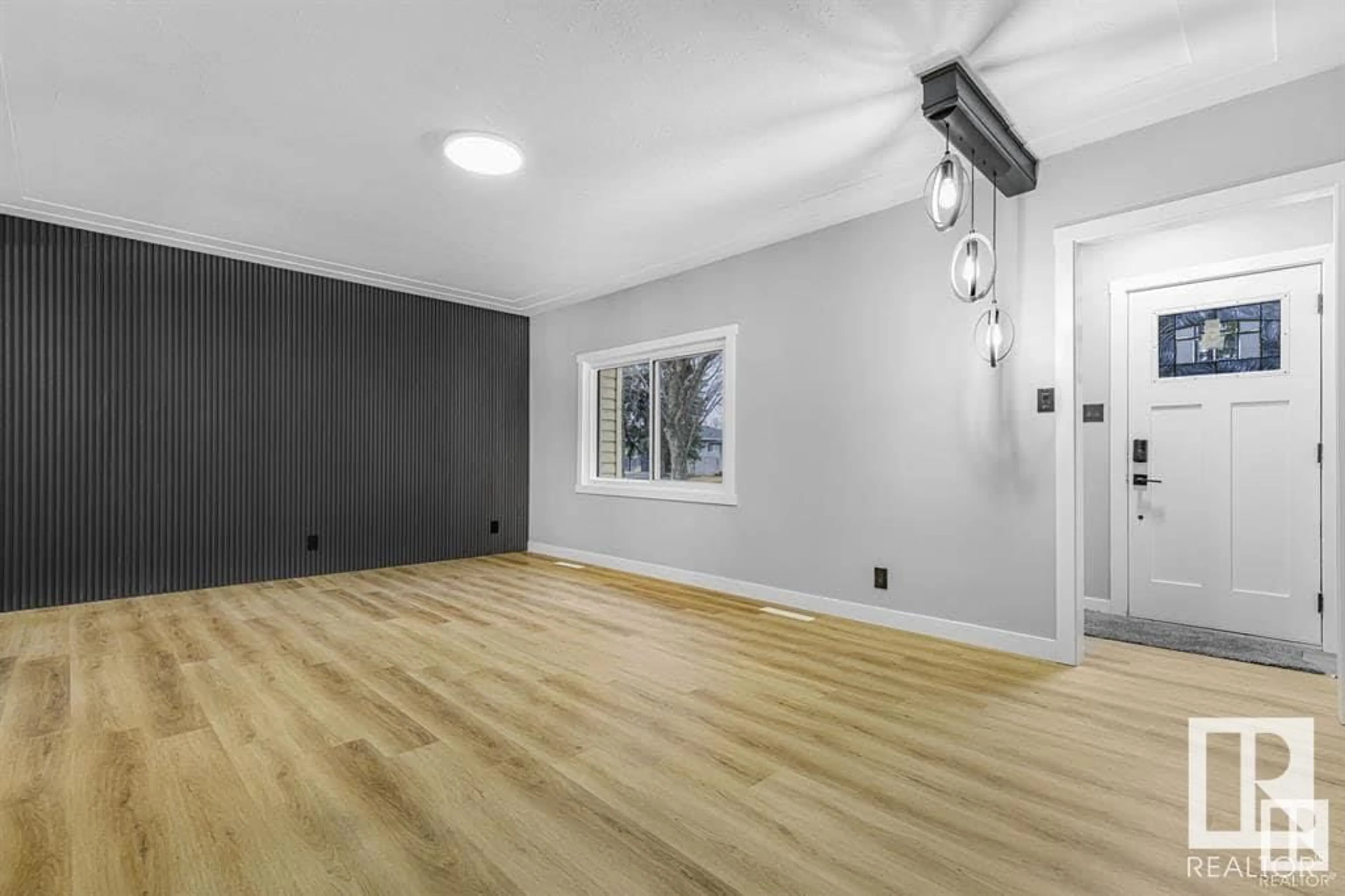 A pic of a room for NW - 12319 96 ST, Edmonton Alberta T5G1W4