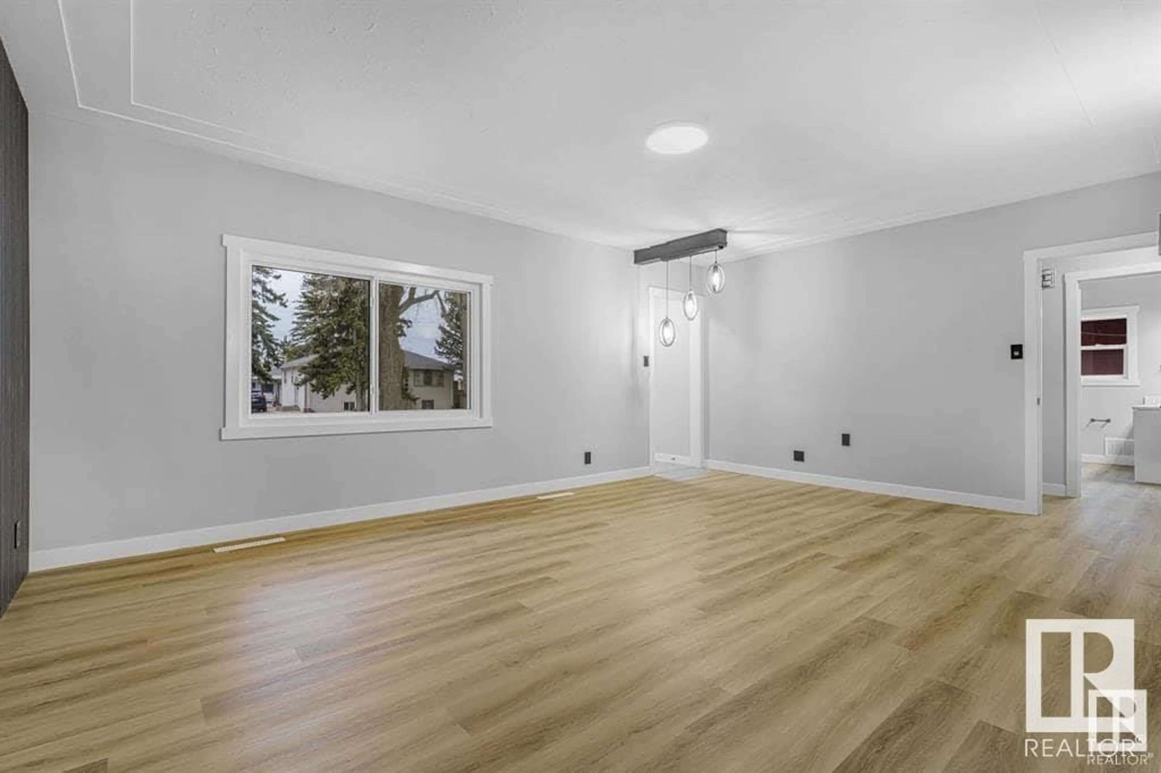 A pic of a room for NW - 12319 96 ST, Edmonton Alberta T5G1W4