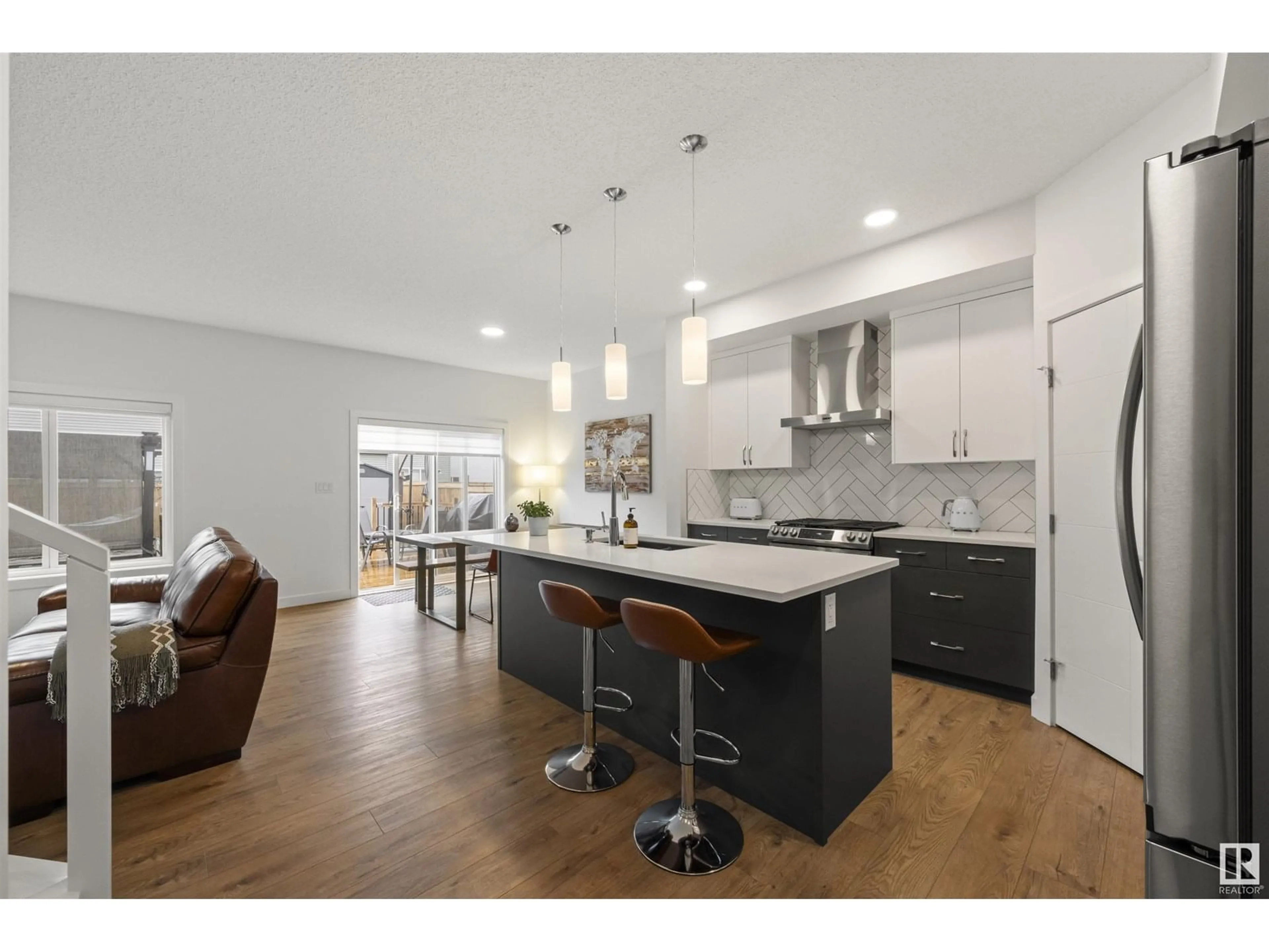 Open concept kitchen, unknown for 510 BLUFF LN, Leduc Alberta T9E1M8