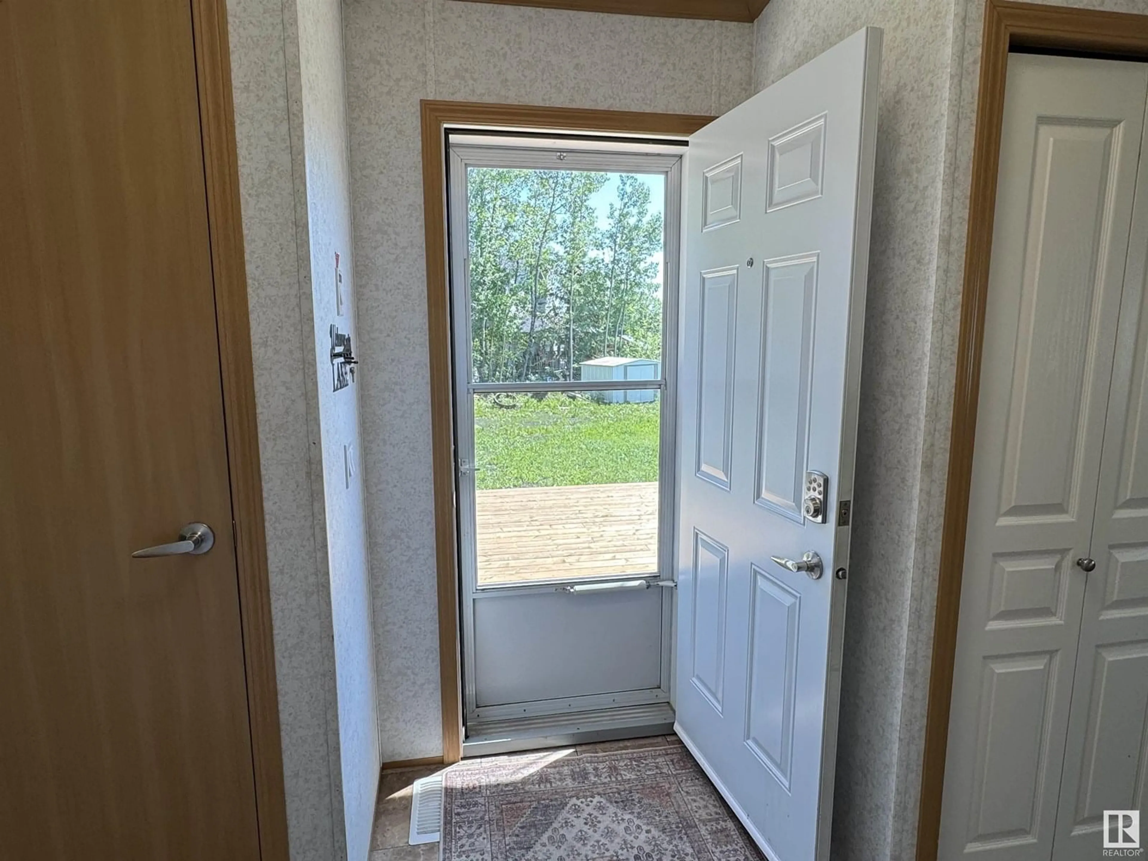 Indoor entryway for 421 RR 62, Rural Lac Ste. Anne County Alberta T0E0T0