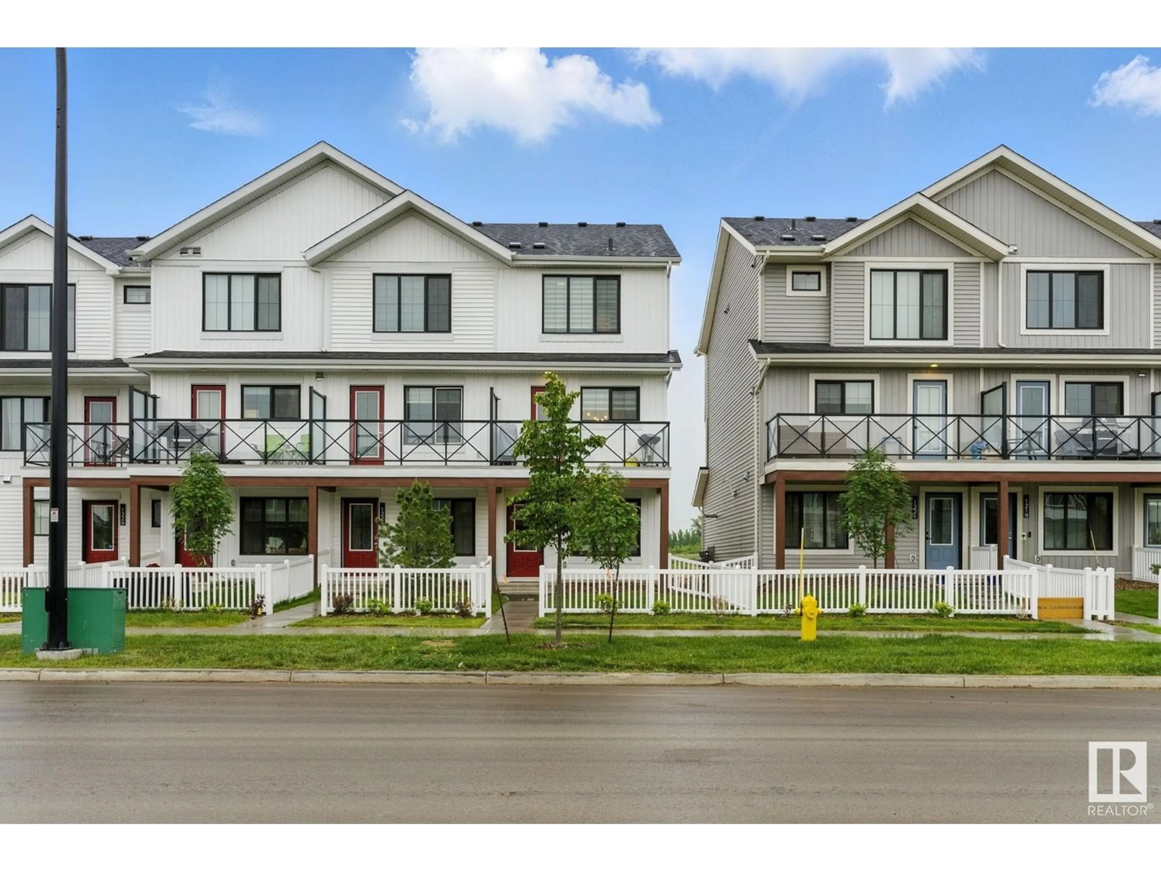 Unknown for 1223 MCLEOD AV, Spruce Grove Alberta T7X4A9