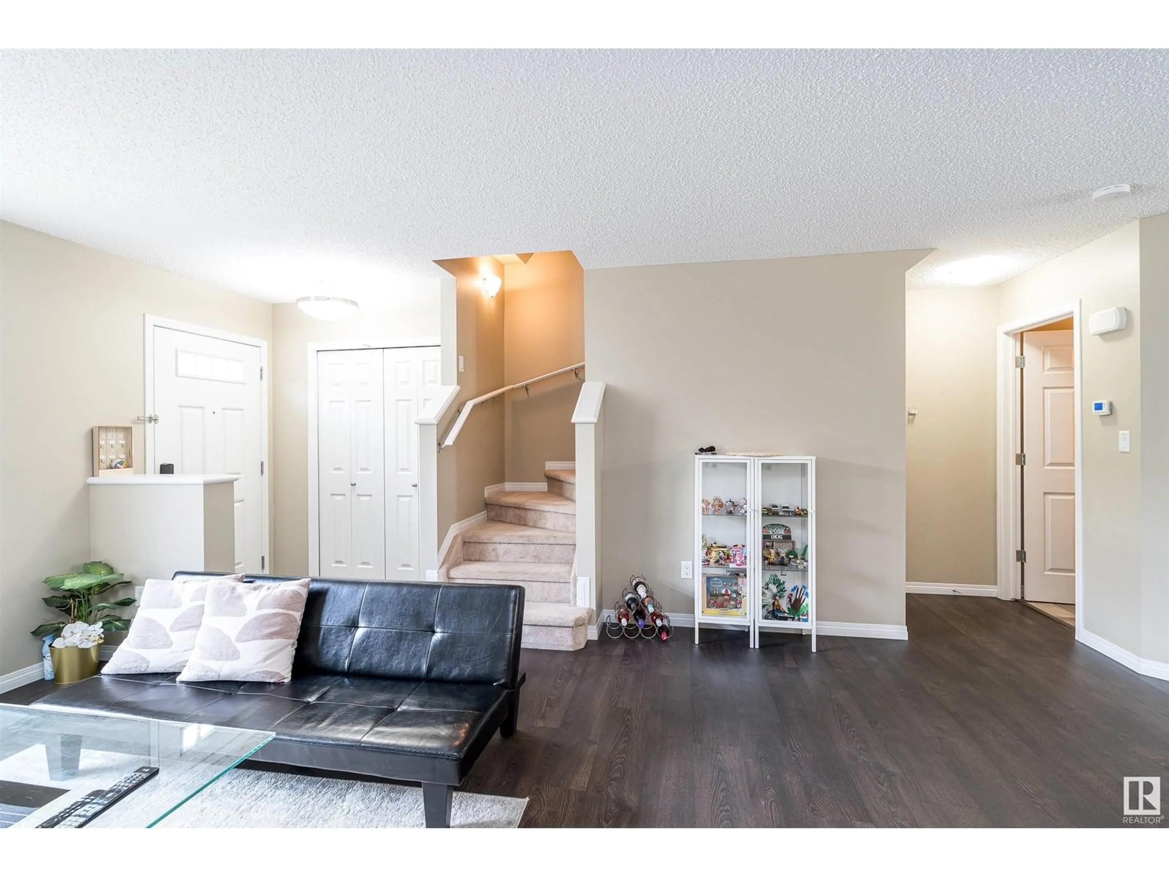 Unknown for #45 - 9151 SHAW WY, Edmonton Alberta T6X1W7