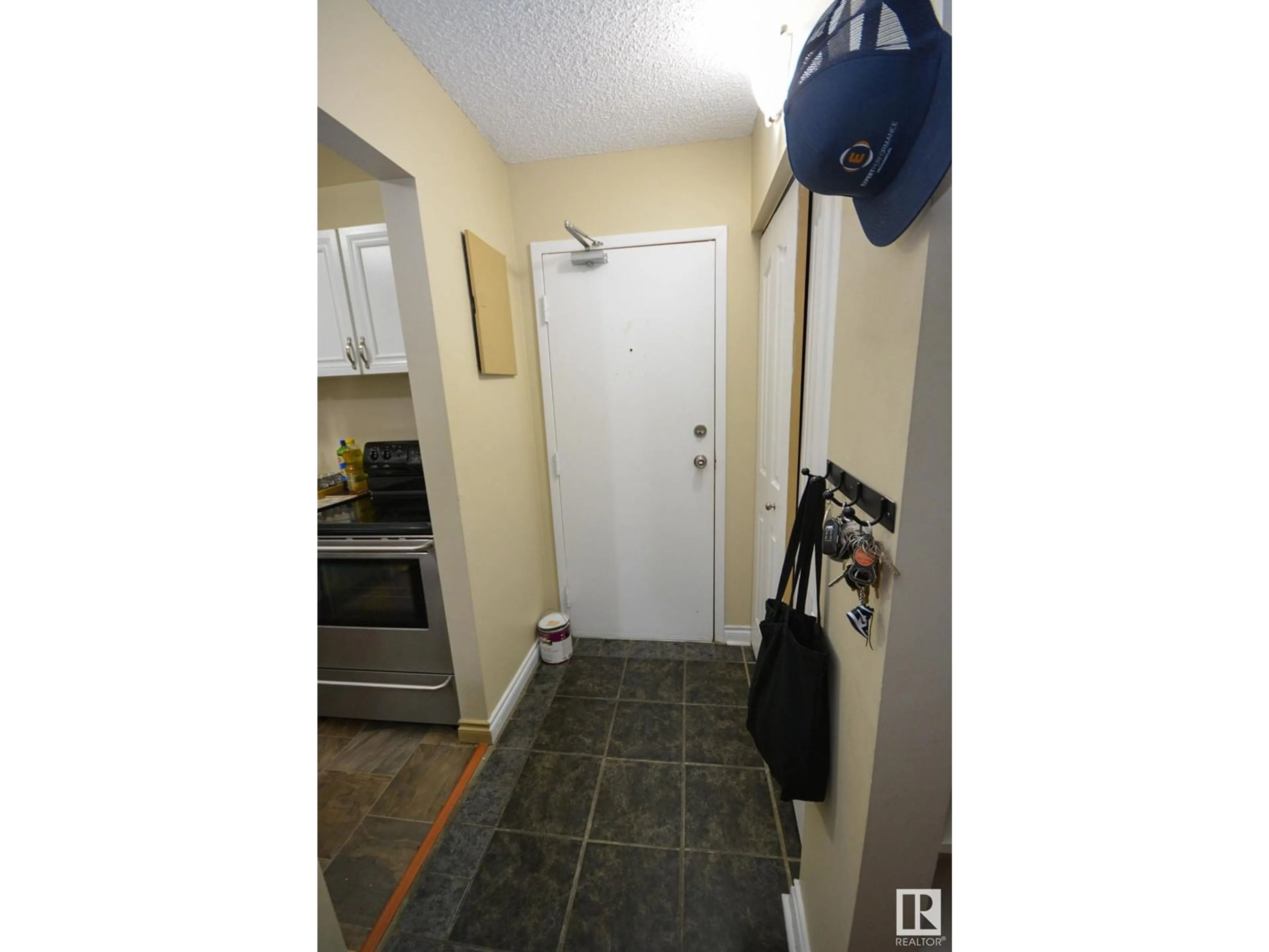 Unknown for 6032 TUDOR GL, St. Albert Alberta T8N3V4