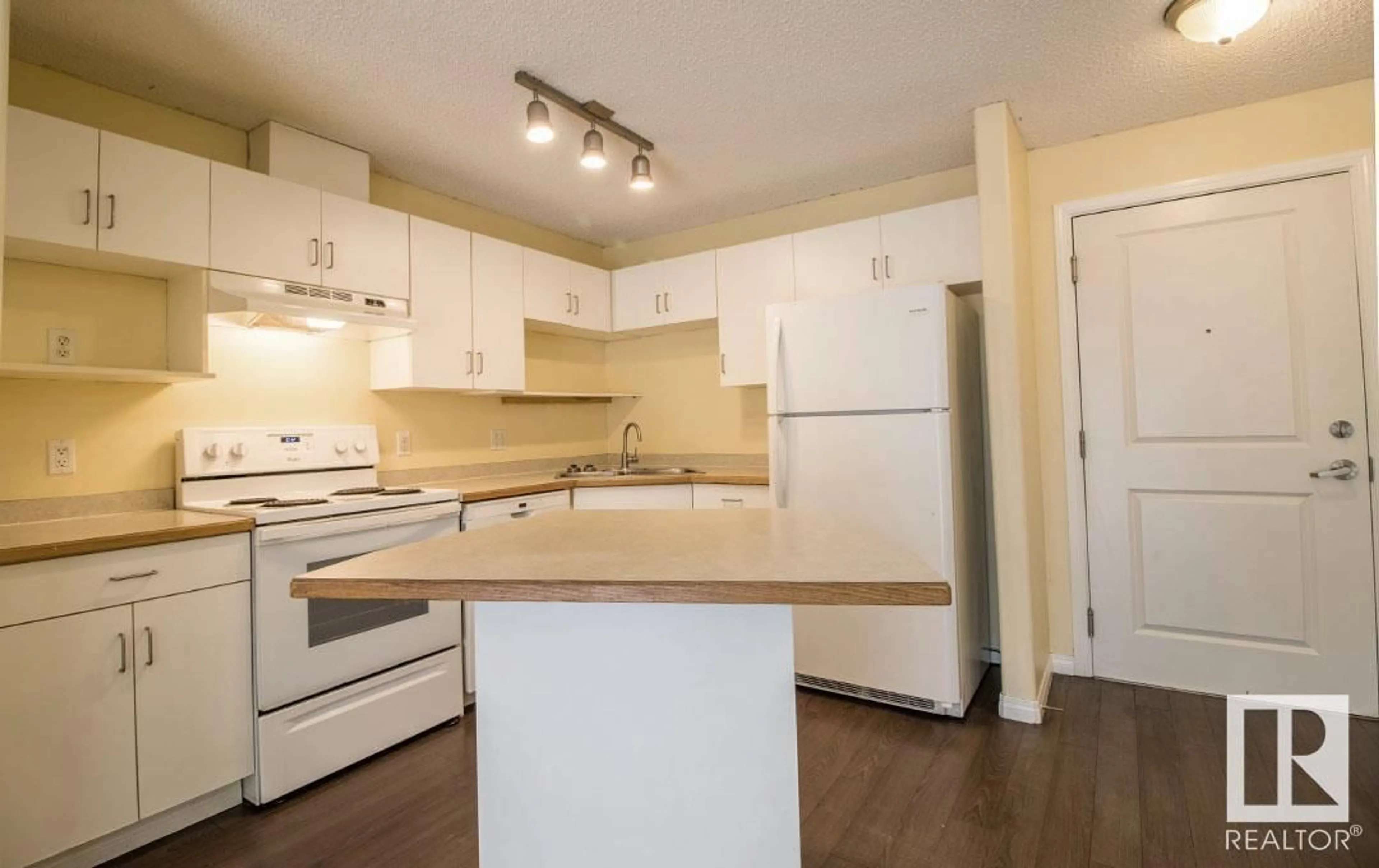 Standard kitchen, wood/laminate floor for #332 - 10535 122 ST, Edmonton Alberta T5N4B7