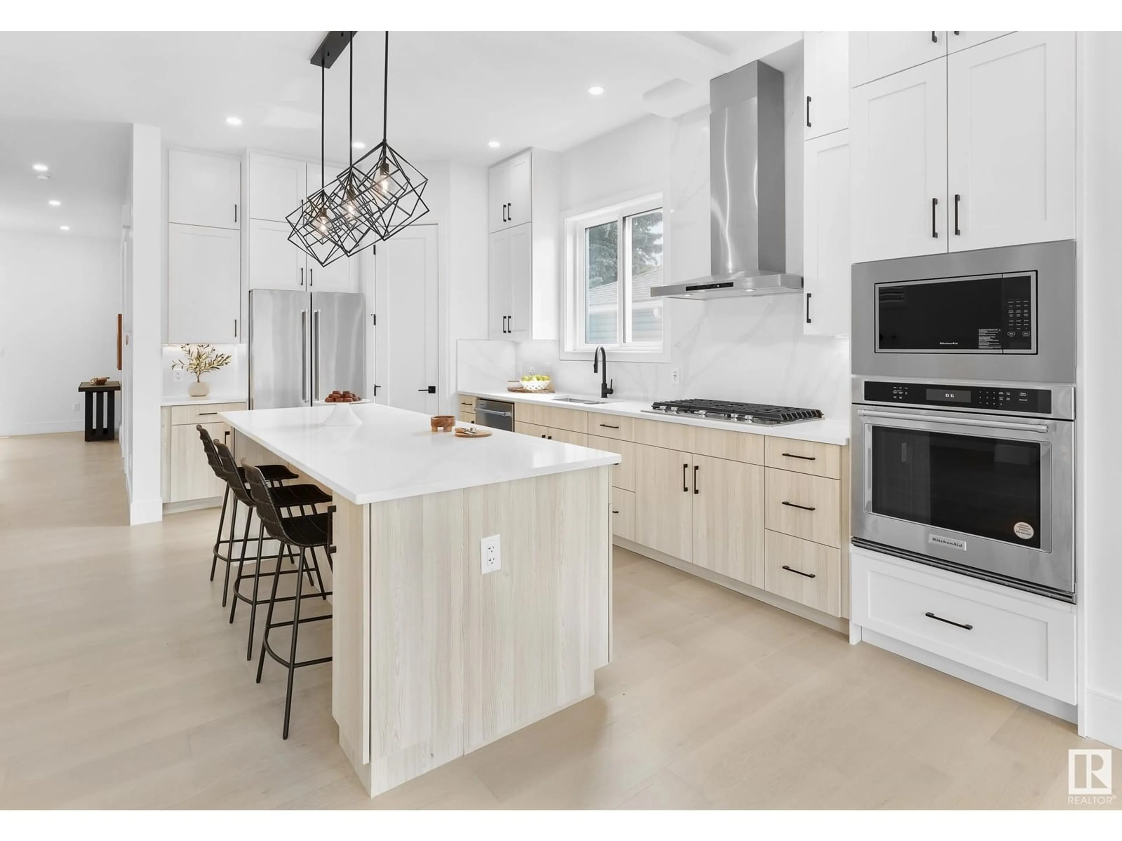 Open concept kitchen, ceramic/tile floor for 11711 83 AV, Edmonton Alberta T6G0V2