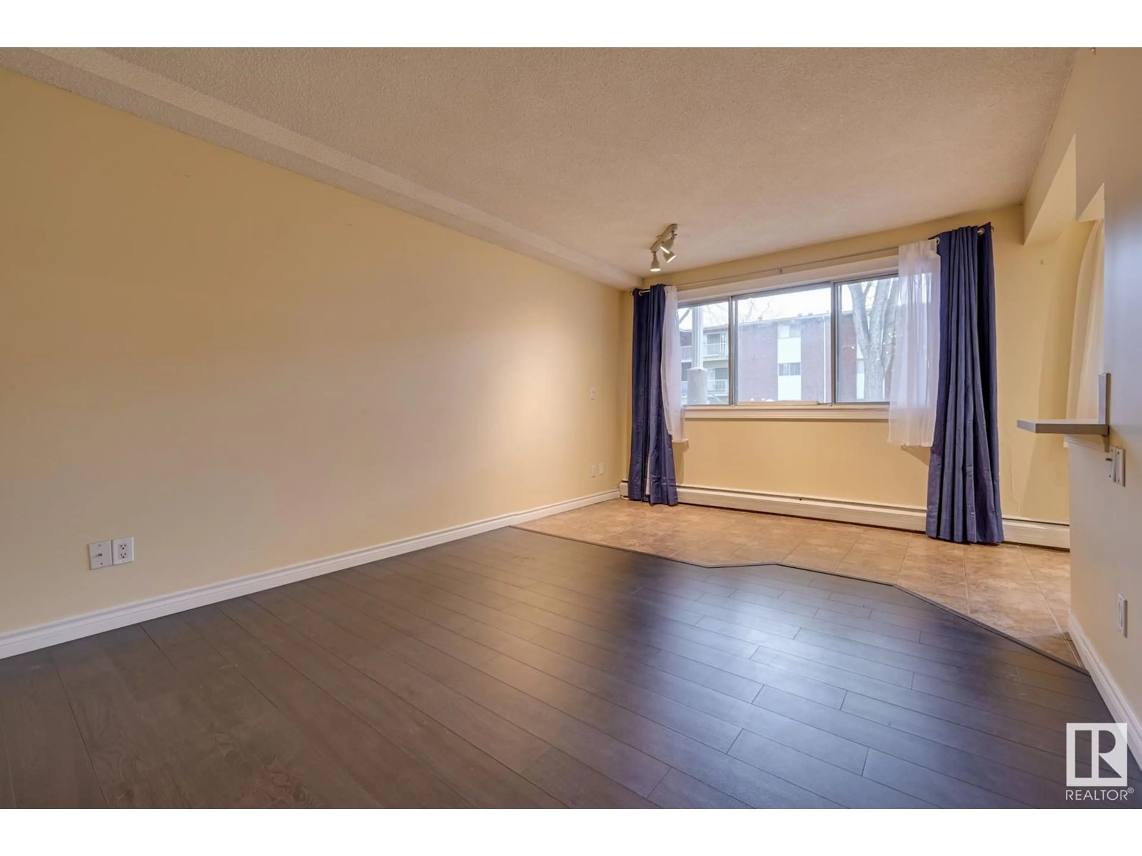 A pic of a room for 105 - 10621 79 AV, Edmonton Alberta T6E1S2