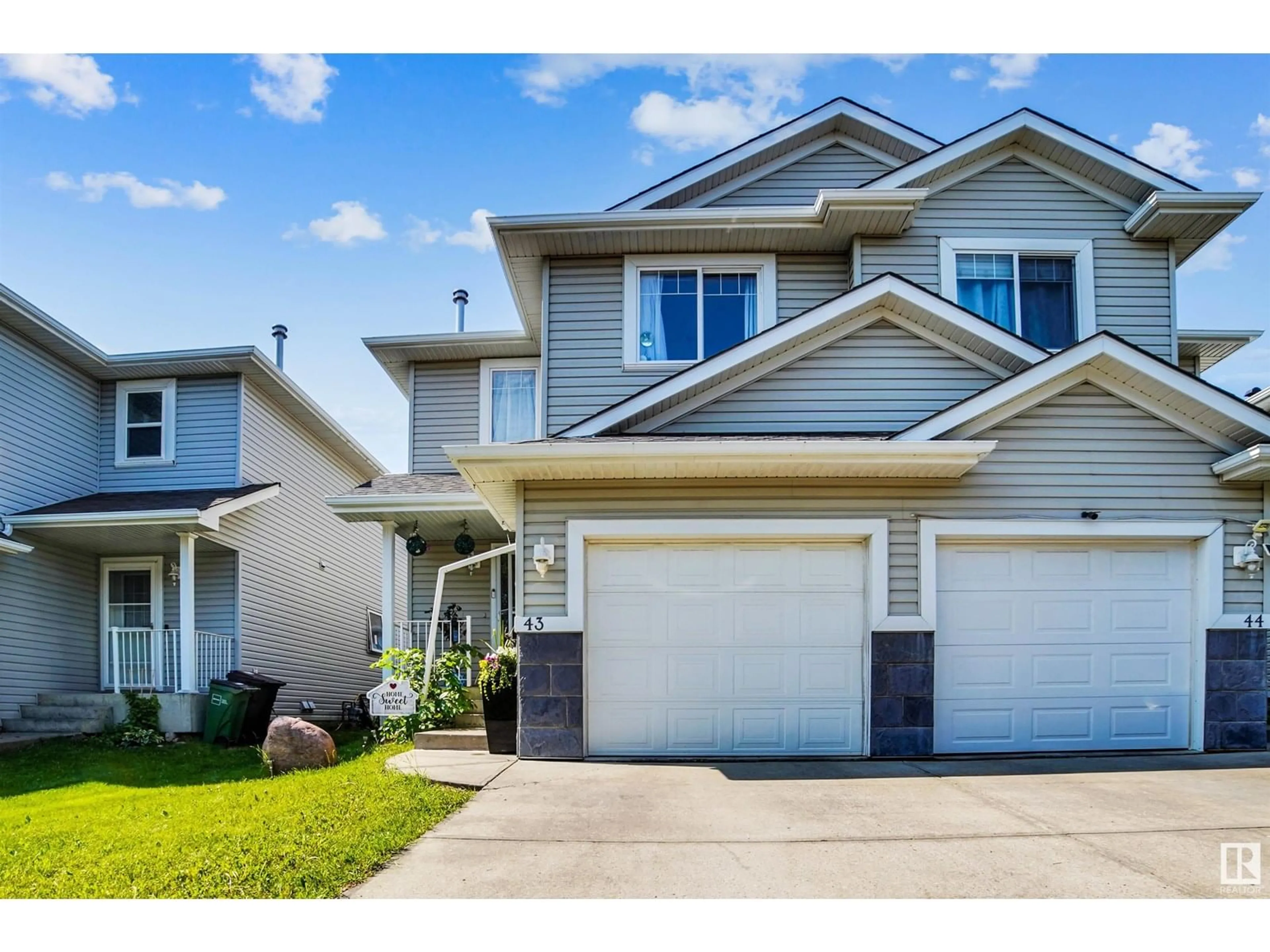Home with vinyl exterior material, street for 43 - 4350 23 ST, Edmonton Alberta T6T1X8