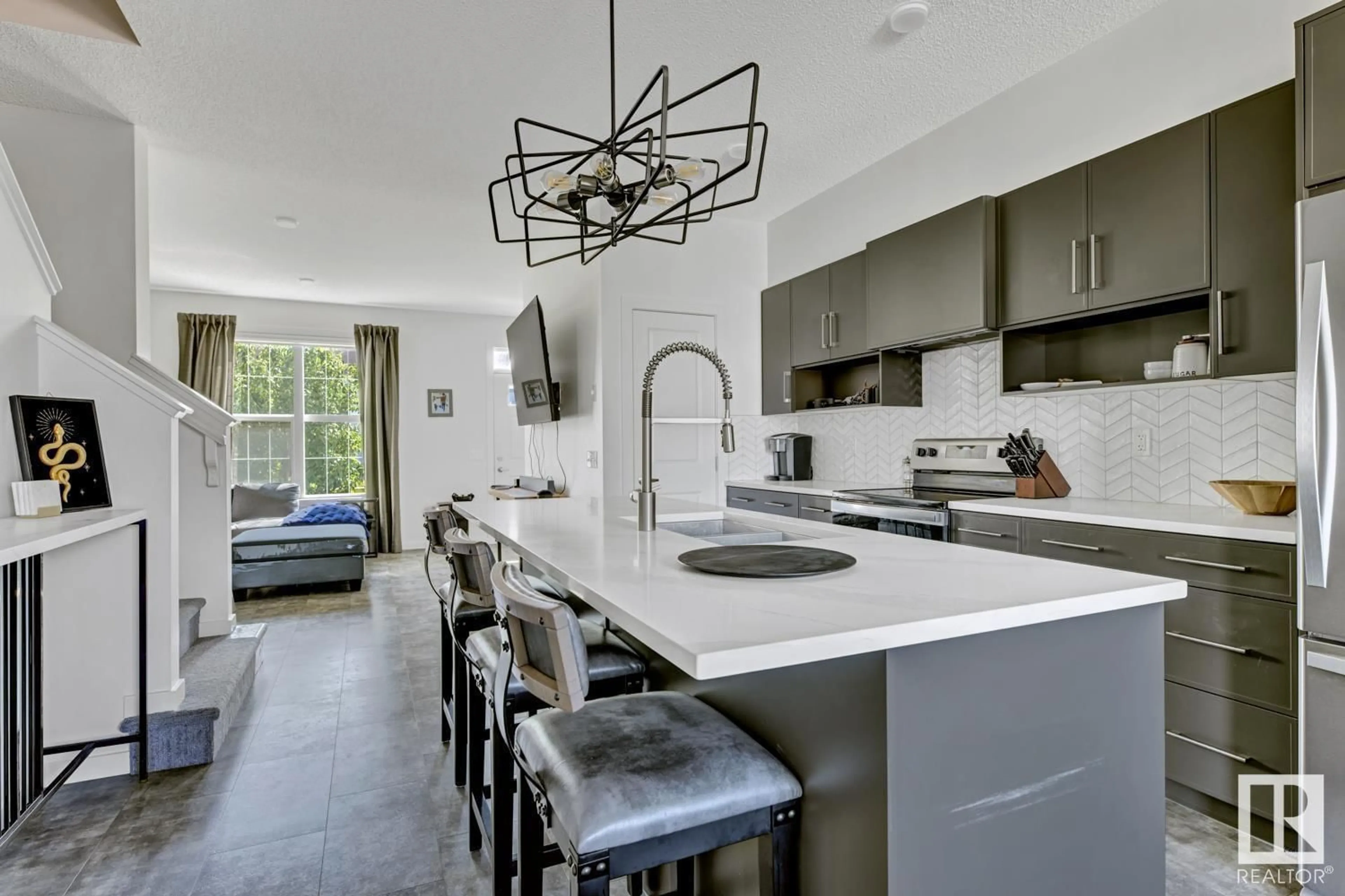 Open concept kitchen, ceramic/tile floor for 2150 MAPLE RD, Edmonton Alberta T6T2L4