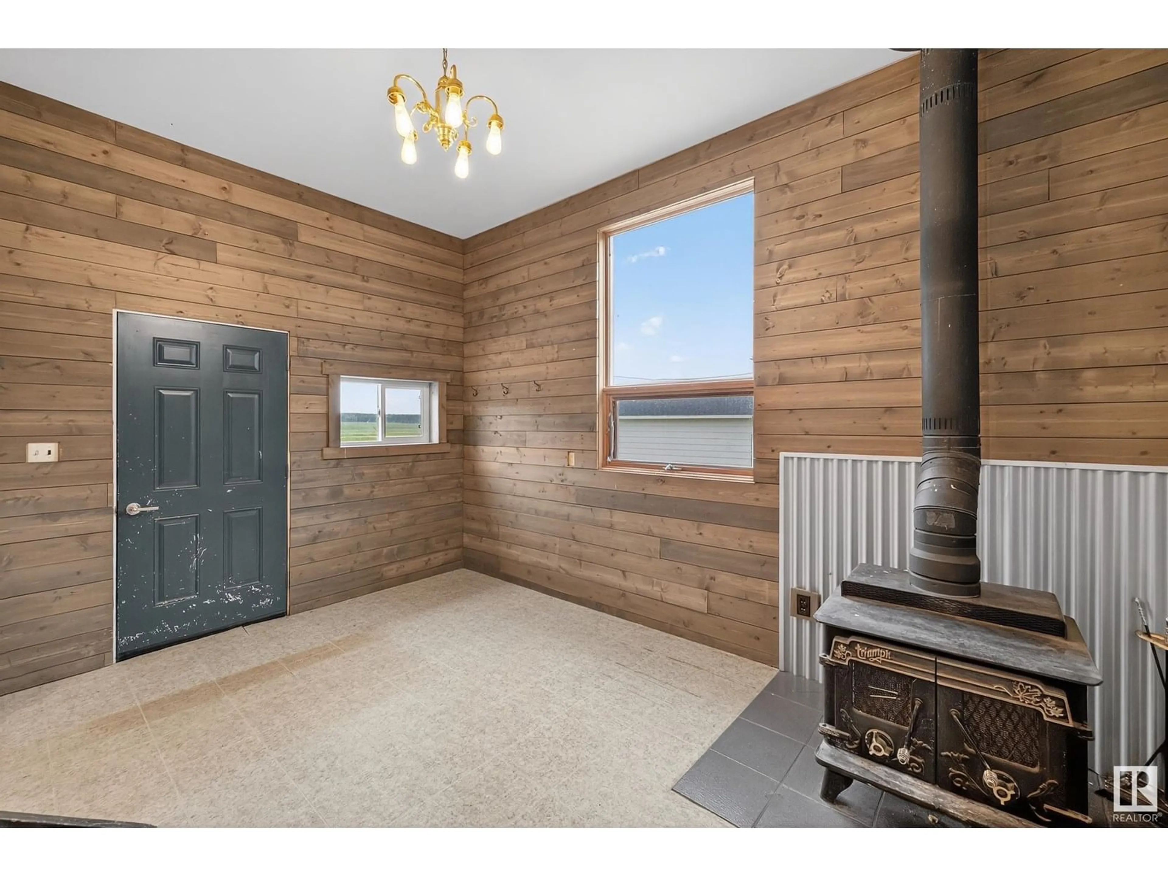 A pic of a room for 58228 RANGE ROAD 30, Rural Barrhead County Alberta T7N0N2