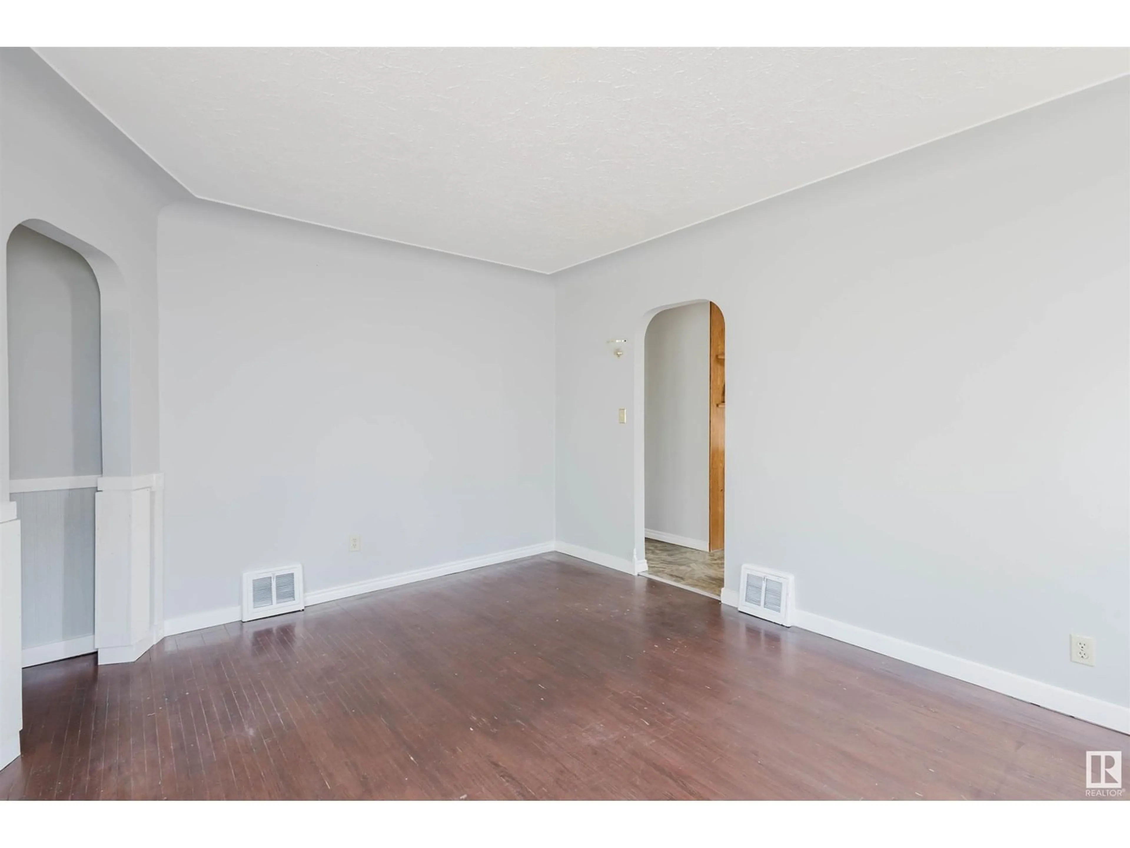 A pic of a room for NW - 9731 162 ST, Edmonton Alberta T5P3L1
