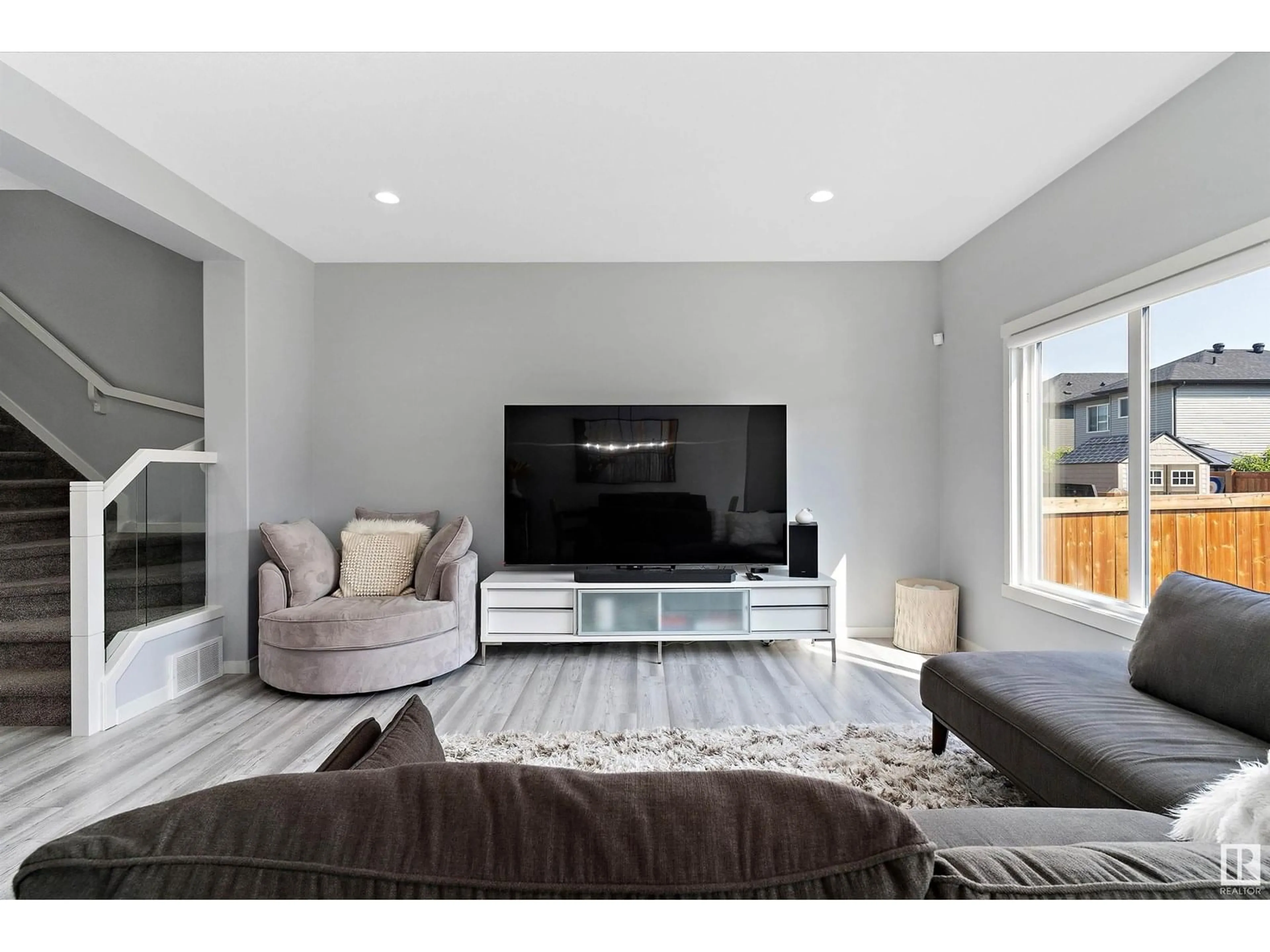 Home theater for NW - 17527 77 ST, Edmonton Alberta T5Z0P3