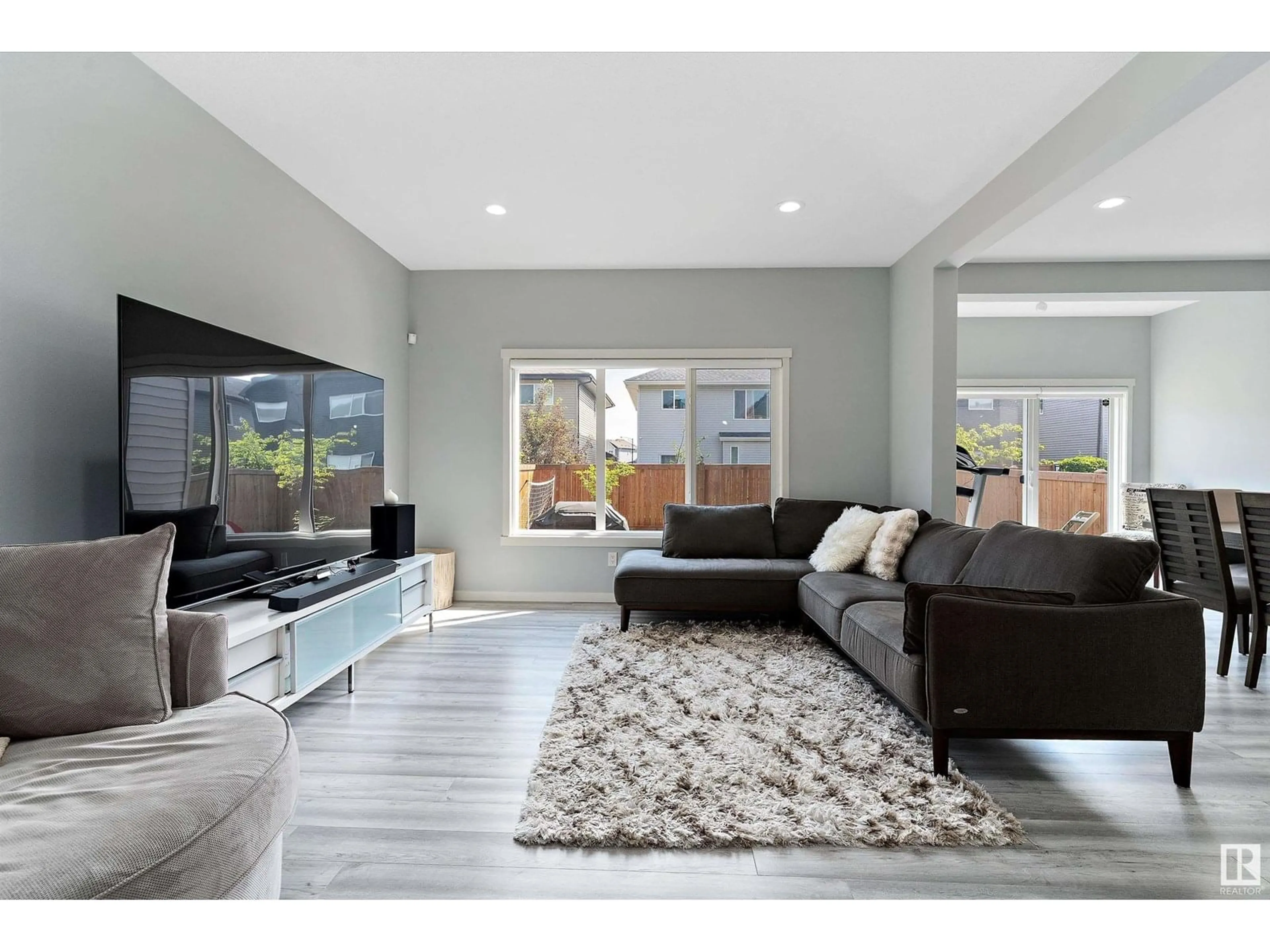 Living room with furniture, unknown for NW - 17527 77 ST, Edmonton Alberta T5Z0P3