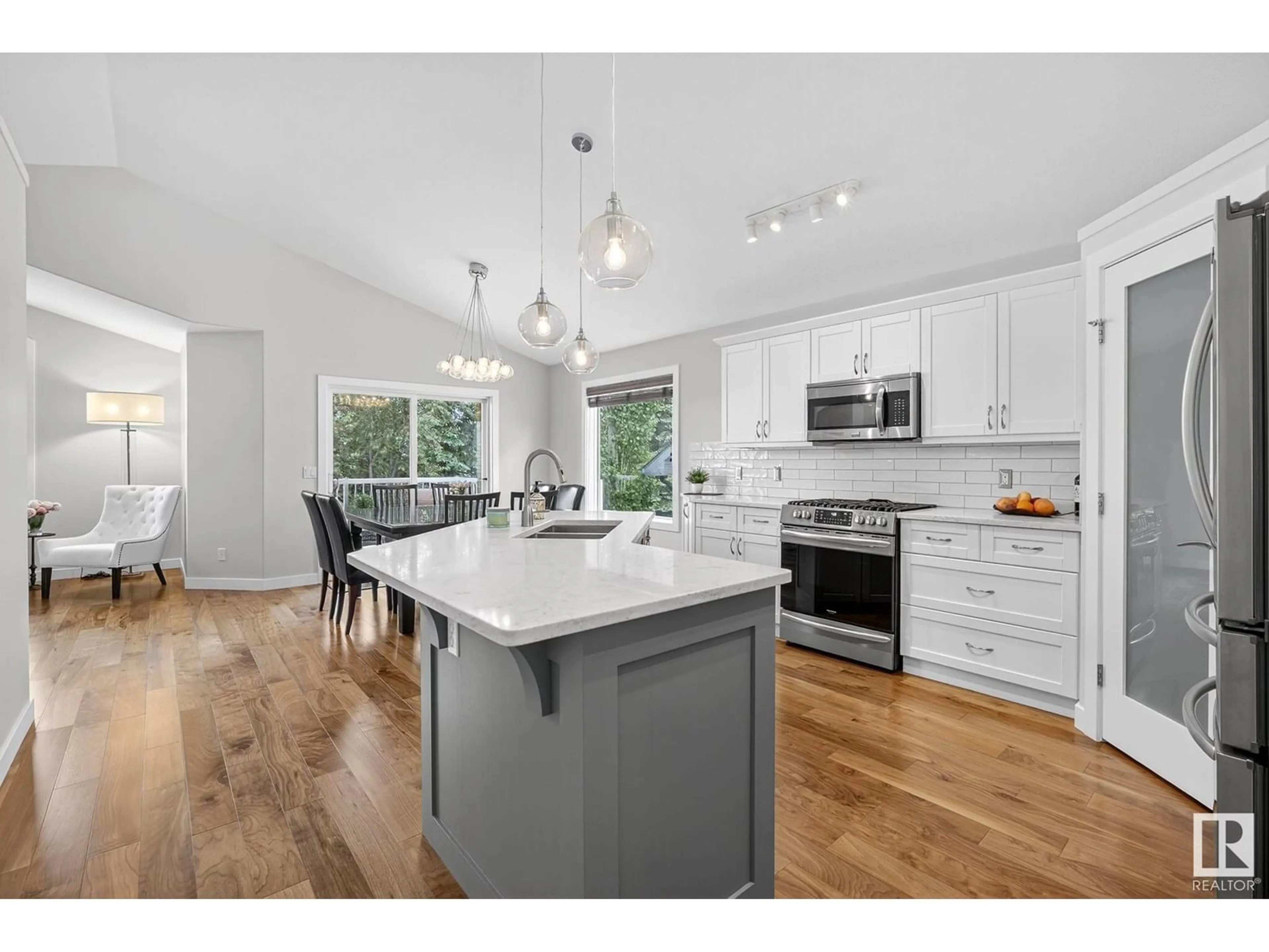 Open concept kitchen, unknown for 331 FOXHAVEN BA, Sherwood Park Alberta T8A6L1