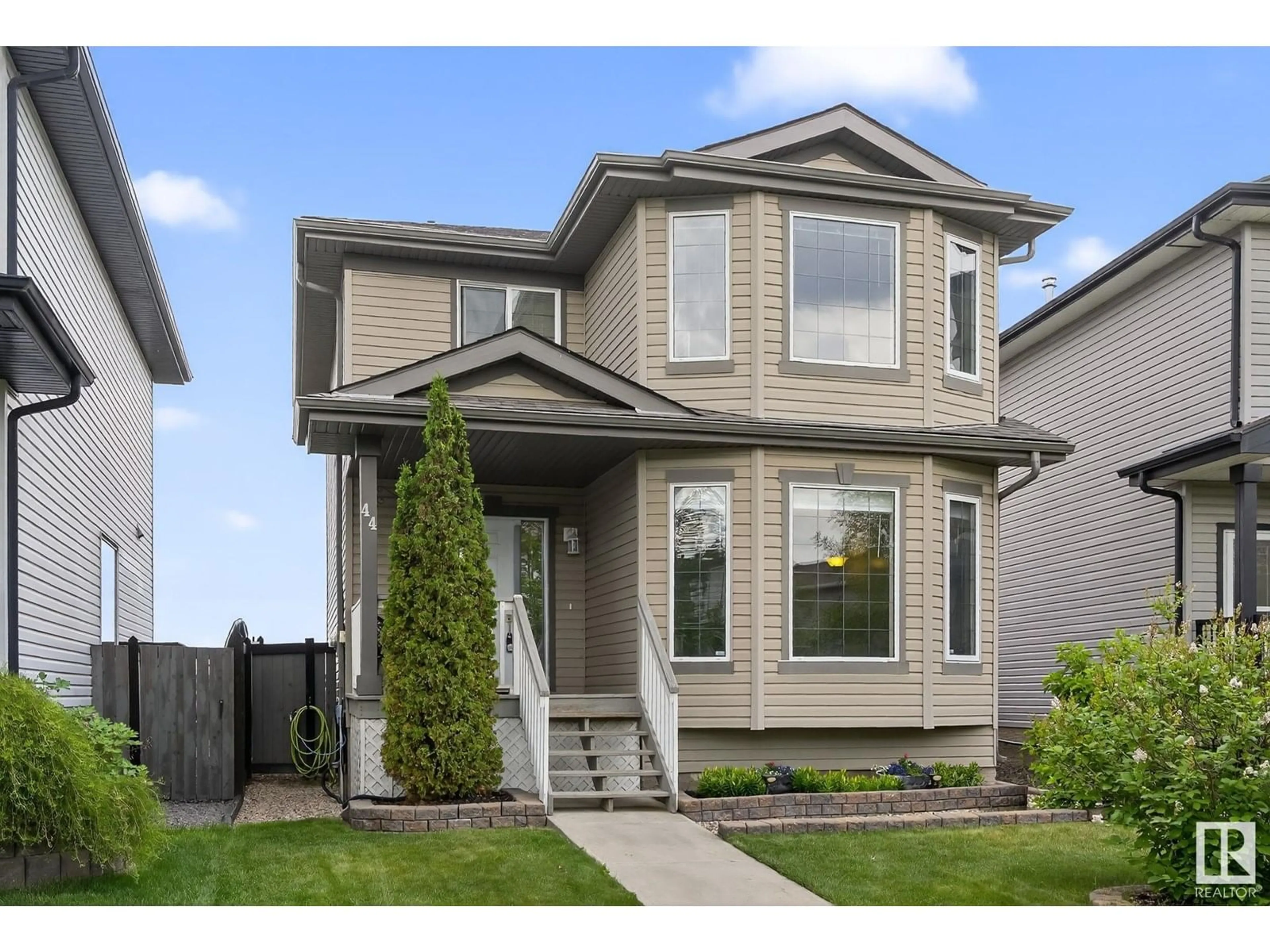Home with vinyl exterior material, street for 44 BIRCHGLEN CR, Leduc Alberta T9E0C5