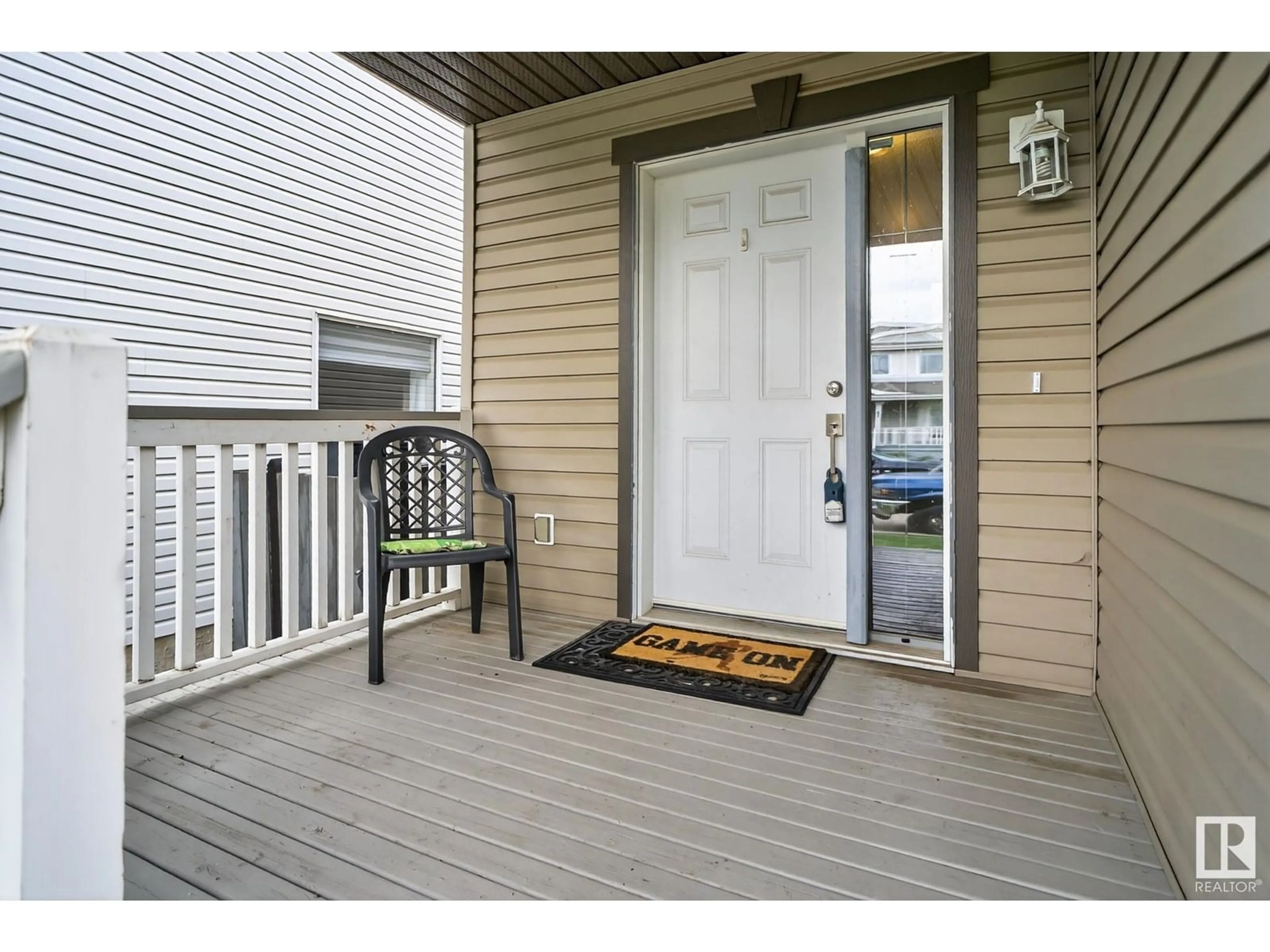 Indoor entryway for 44 BIRCHGLEN CR, Leduc Alberta T9E0C5