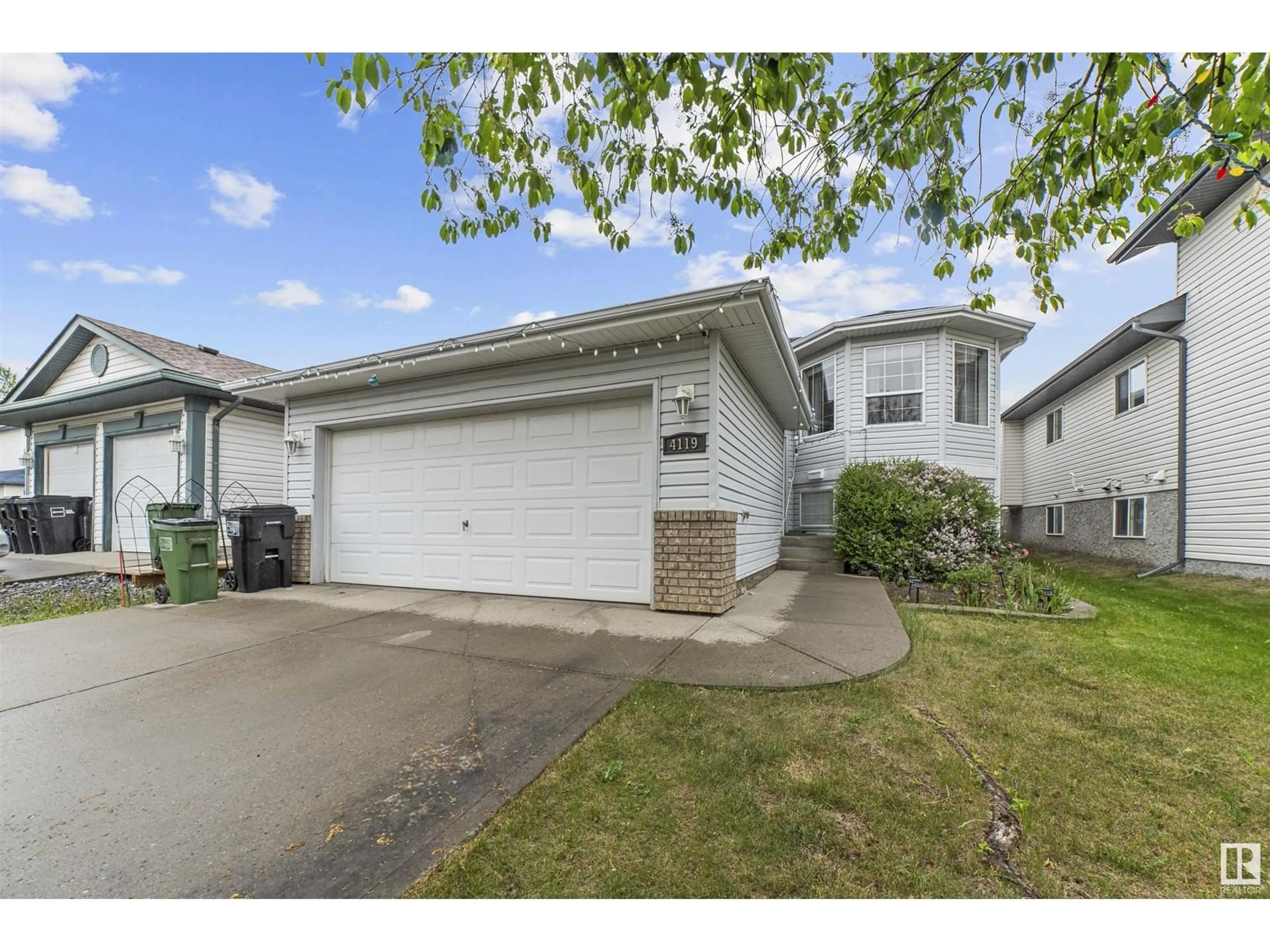 Unknown for NW - 4119 29 ST, Edmonton Alberta T6T1M5