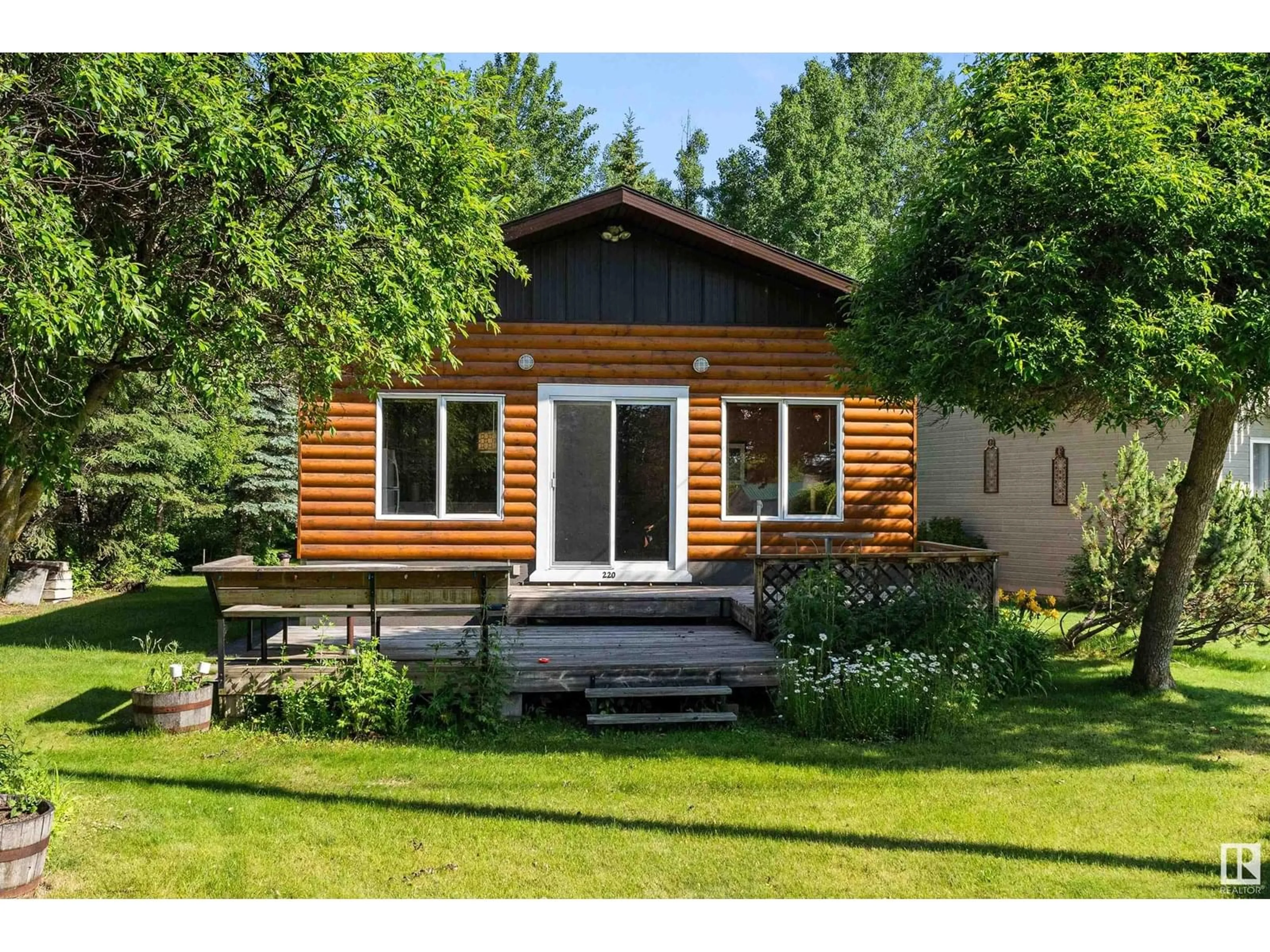Unknown for 220 2 ST, Rural Lac Ste. Anne County Alberta T0E1A0