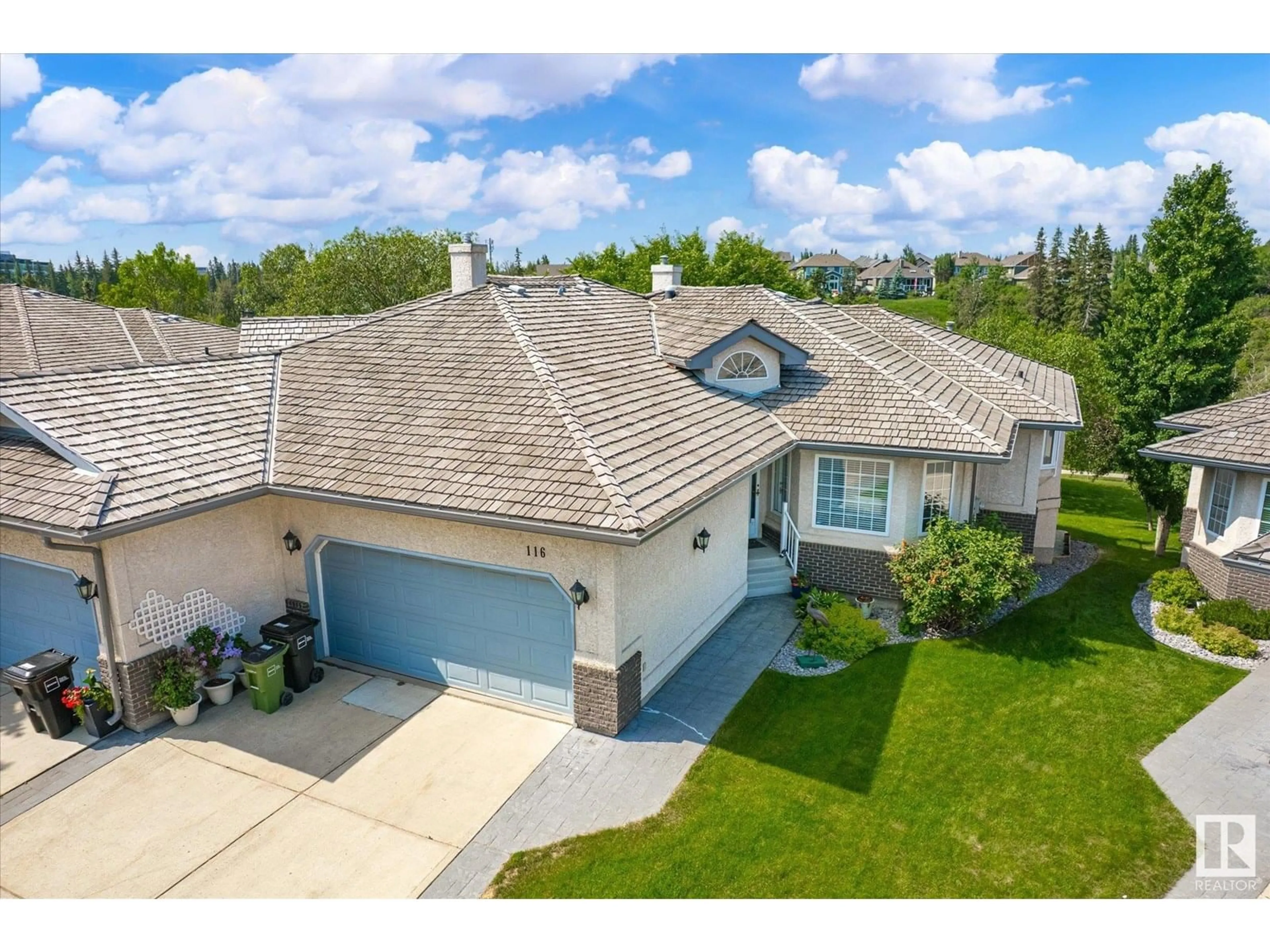 A pic from outside/outdoor area/front of a property/back of a property/a pic from drone, unknown for 116 BLACKBURN DR, Edmonton Alberta T6W1B9
