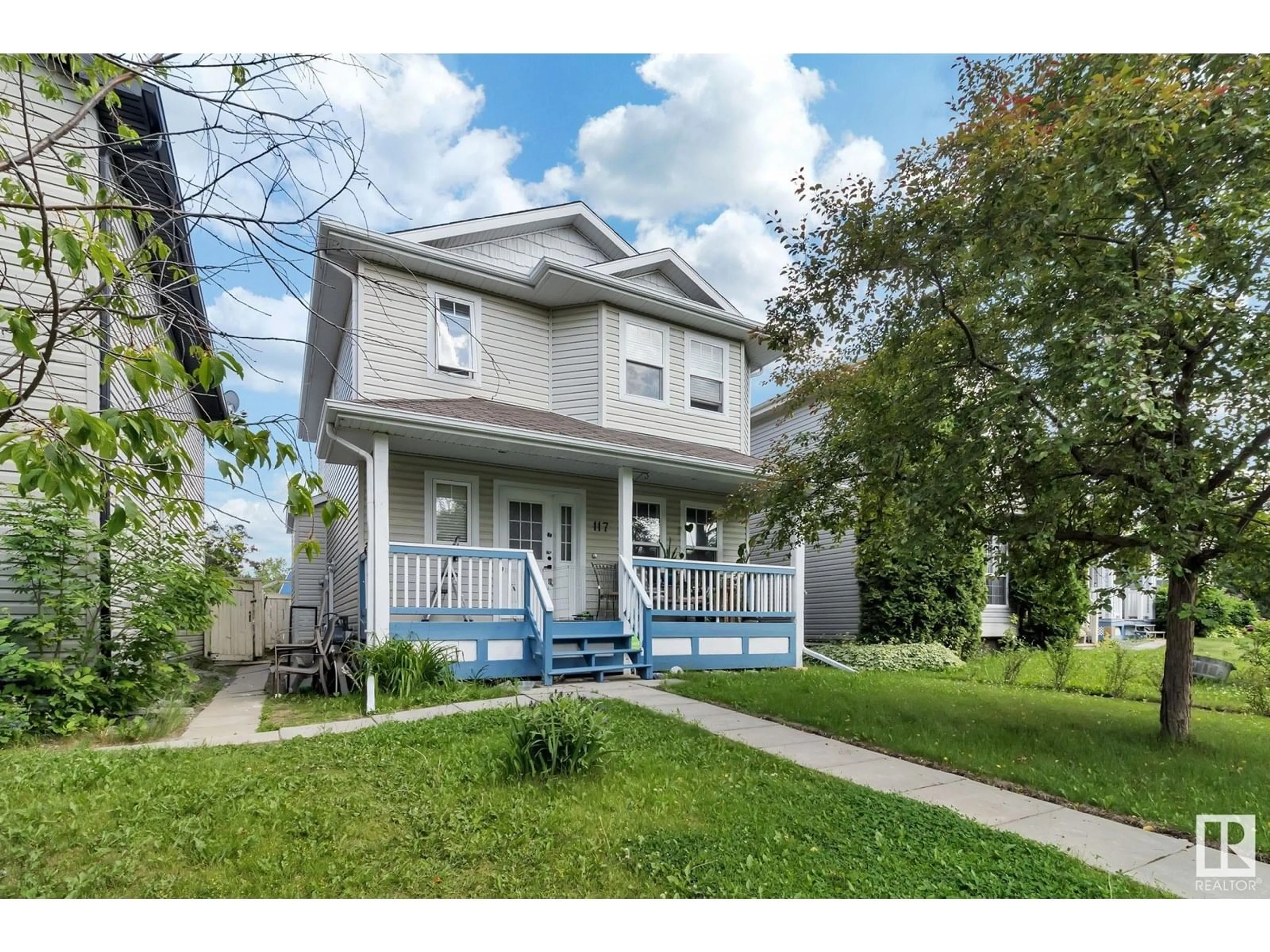 Home with vinyl exterior material, street for 117 MICHIGAN ST, Devon Alberta T9G2H4