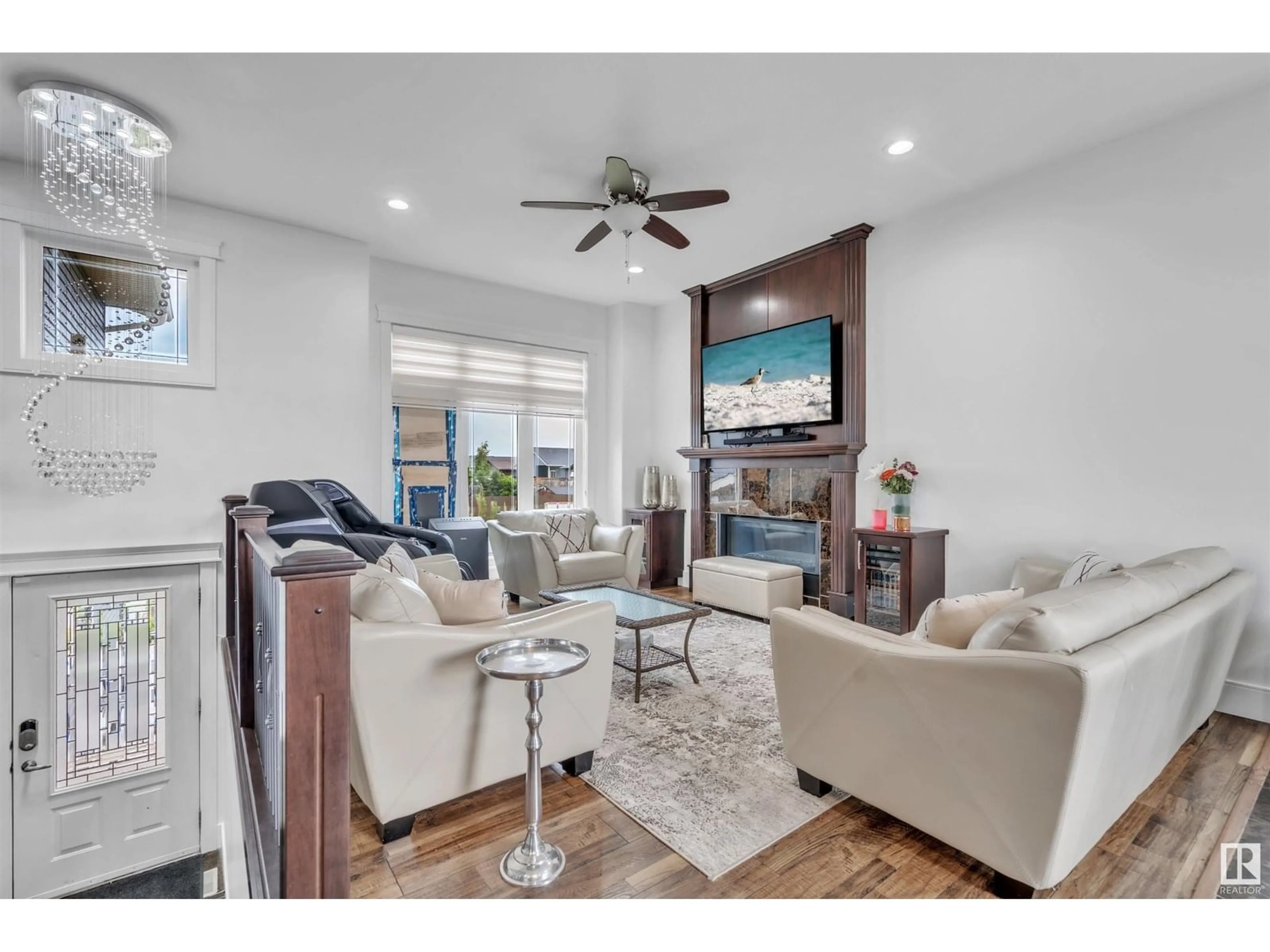 Living room with furniture, unknown for 5712 MEADOW WY, Cold Lake Alberta T9M0E7
