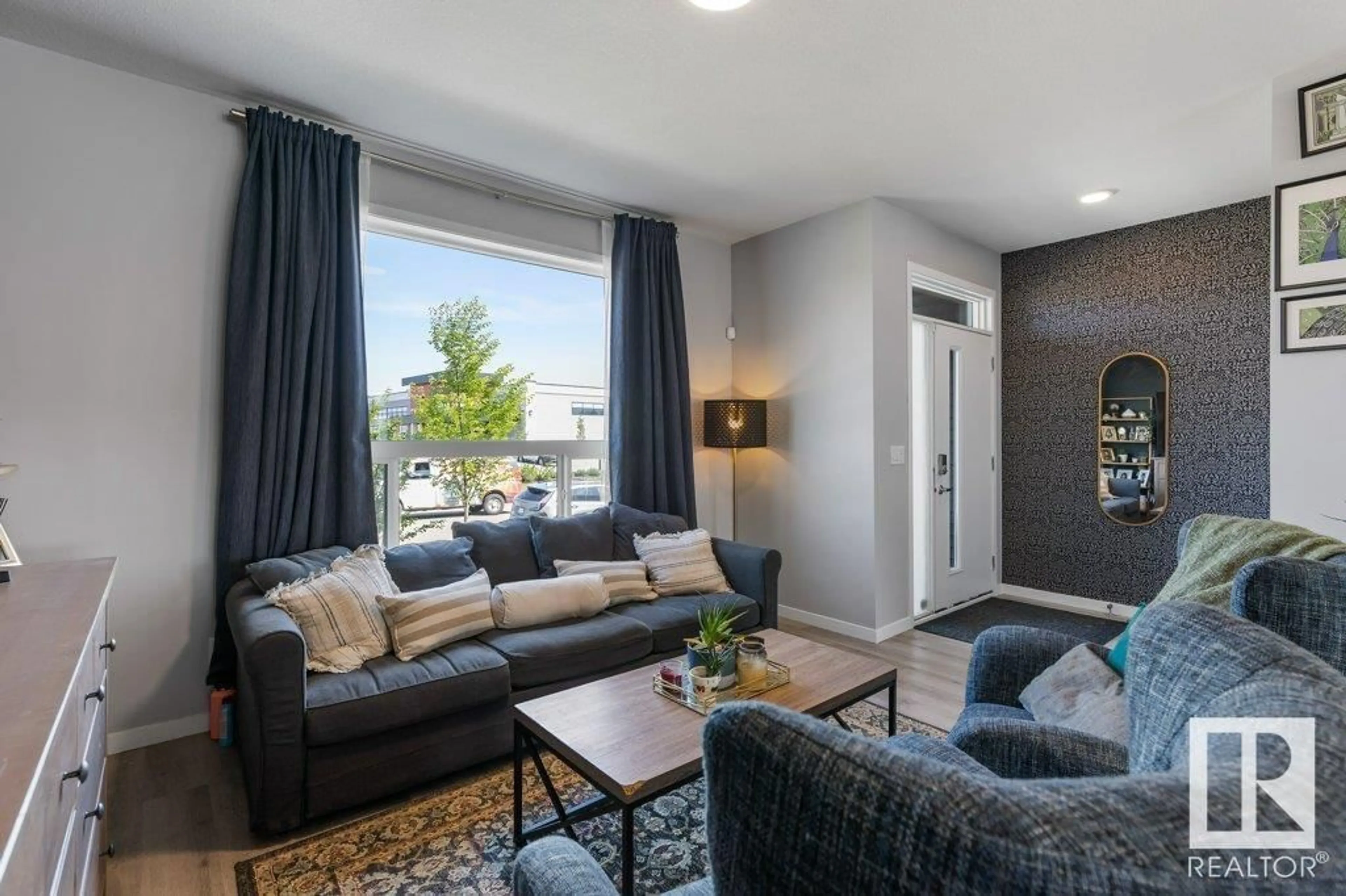 Living room with furniture, unknown for 213 RANKIN DR, St. Albert Alberta T8N7Y4