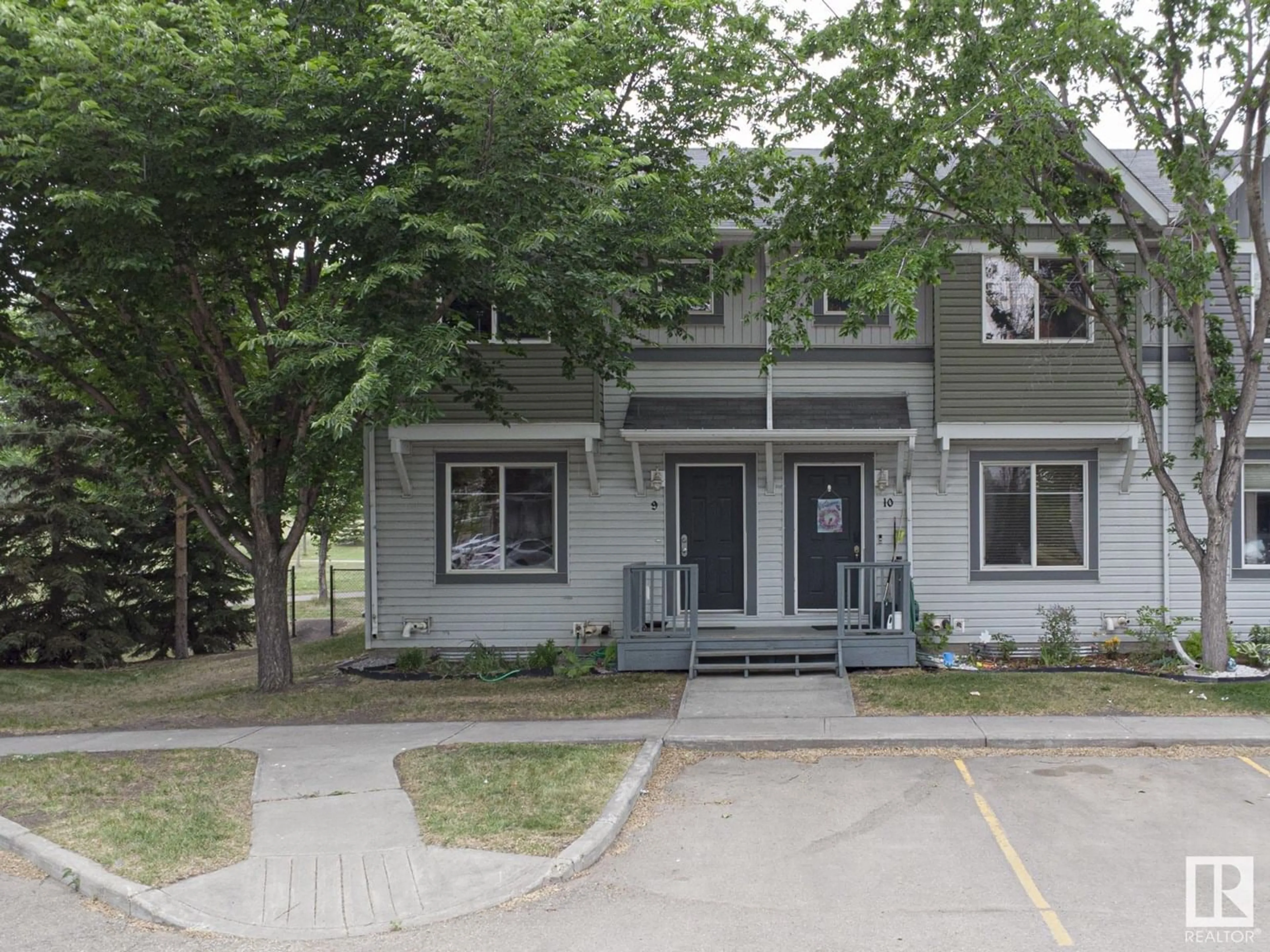 Unknown for #9 - 1404 HERMITAGE RD, Edmonton Alberta T5A0P5