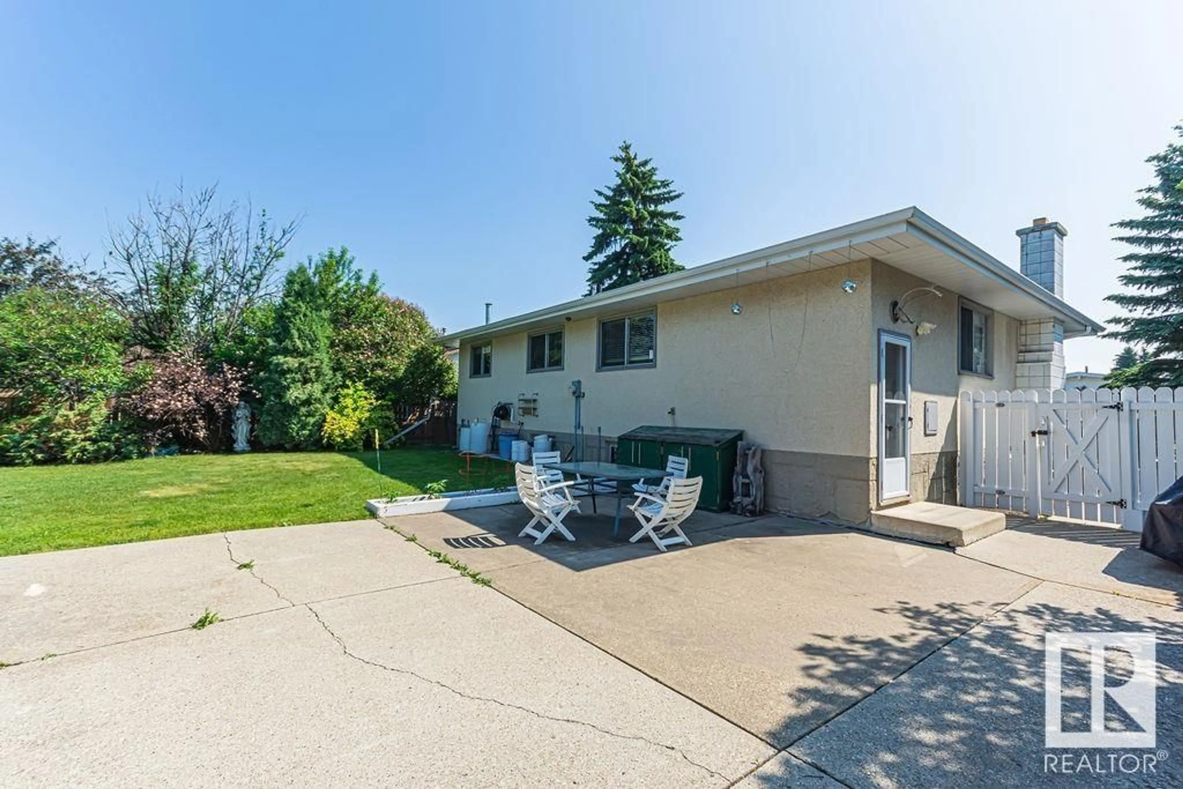 Patio, street for NW - 14224 78 ST, Edmonton Alberta T5C1H5