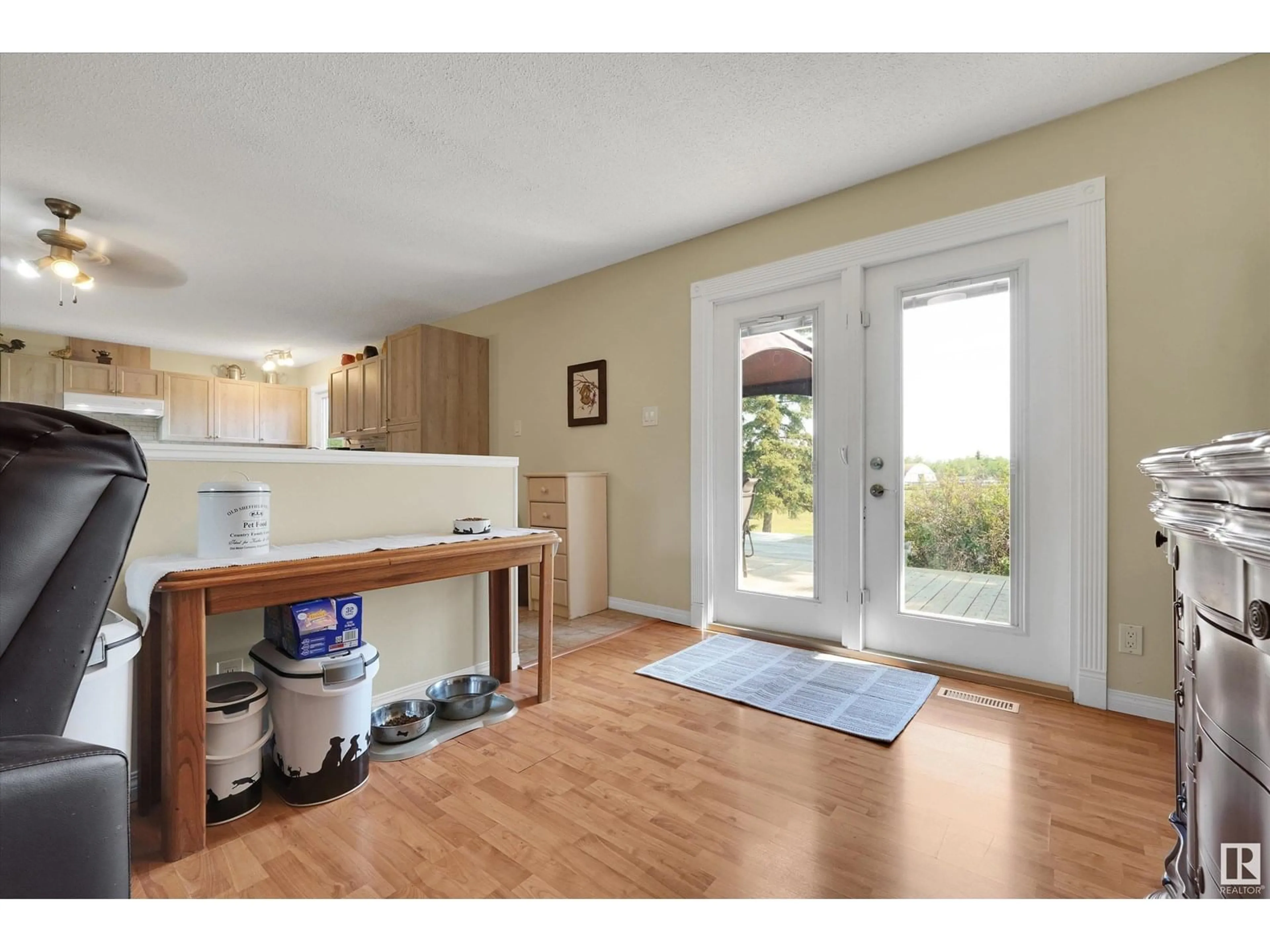 Indoor entryway for 133 21316 TWP ROAD 534, Rural Strathcona County Alberta T8G2B1