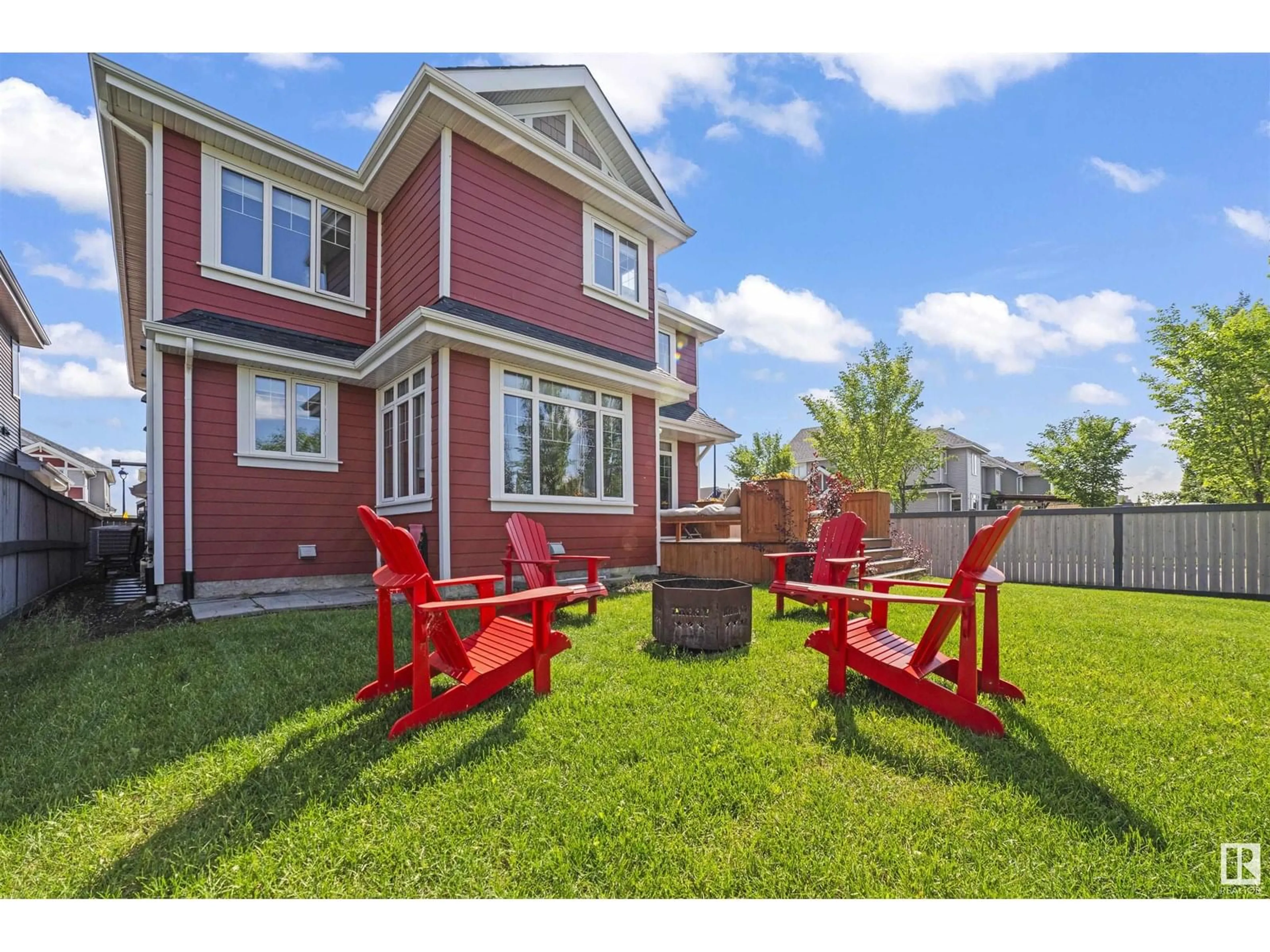 Patio, unknown for SW - 8996 24 AV, Edmonton Alberta T6X1A6