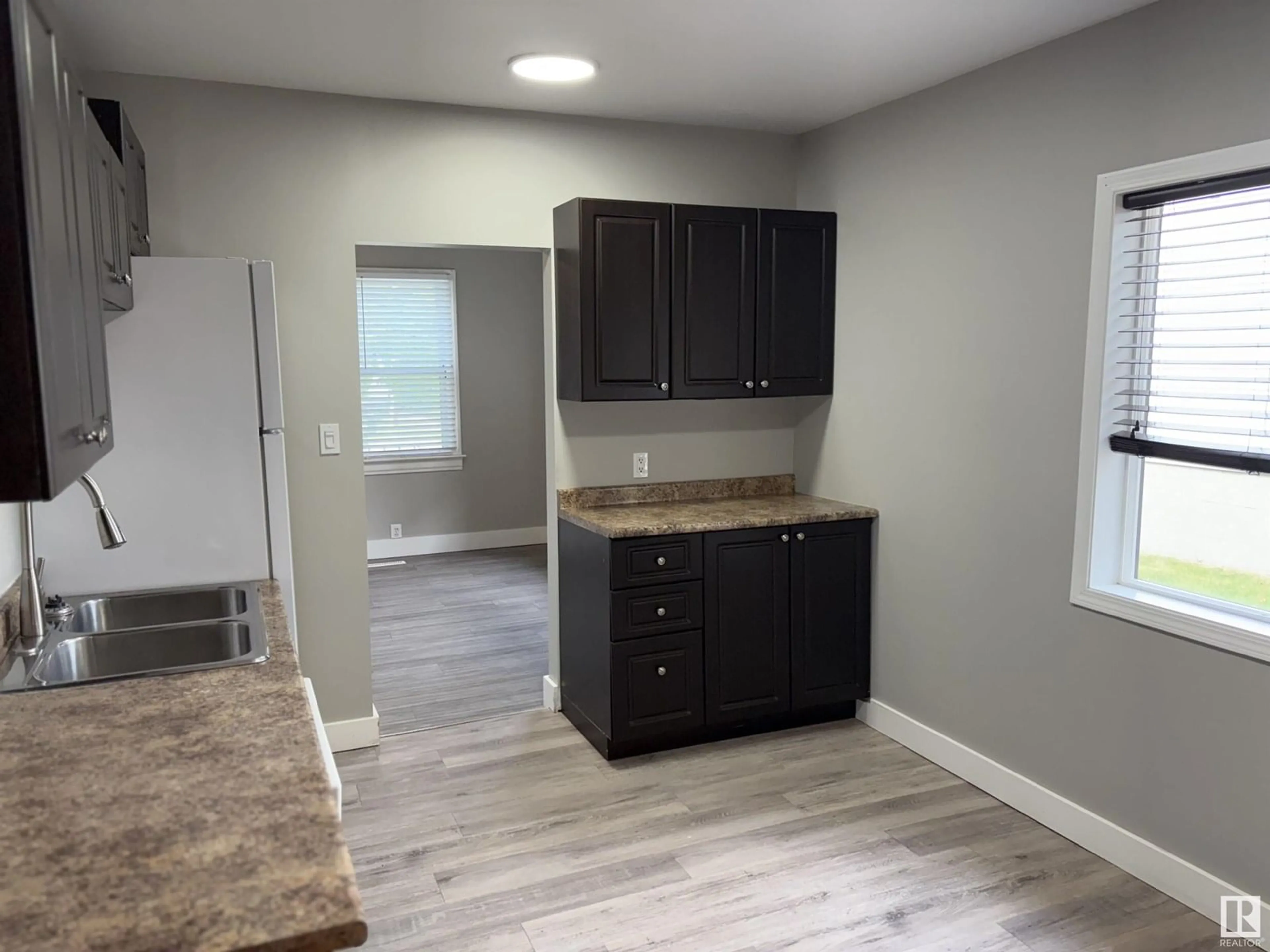 Unknown for 5119 53 AVE, Tofield Alberta T0B4J0