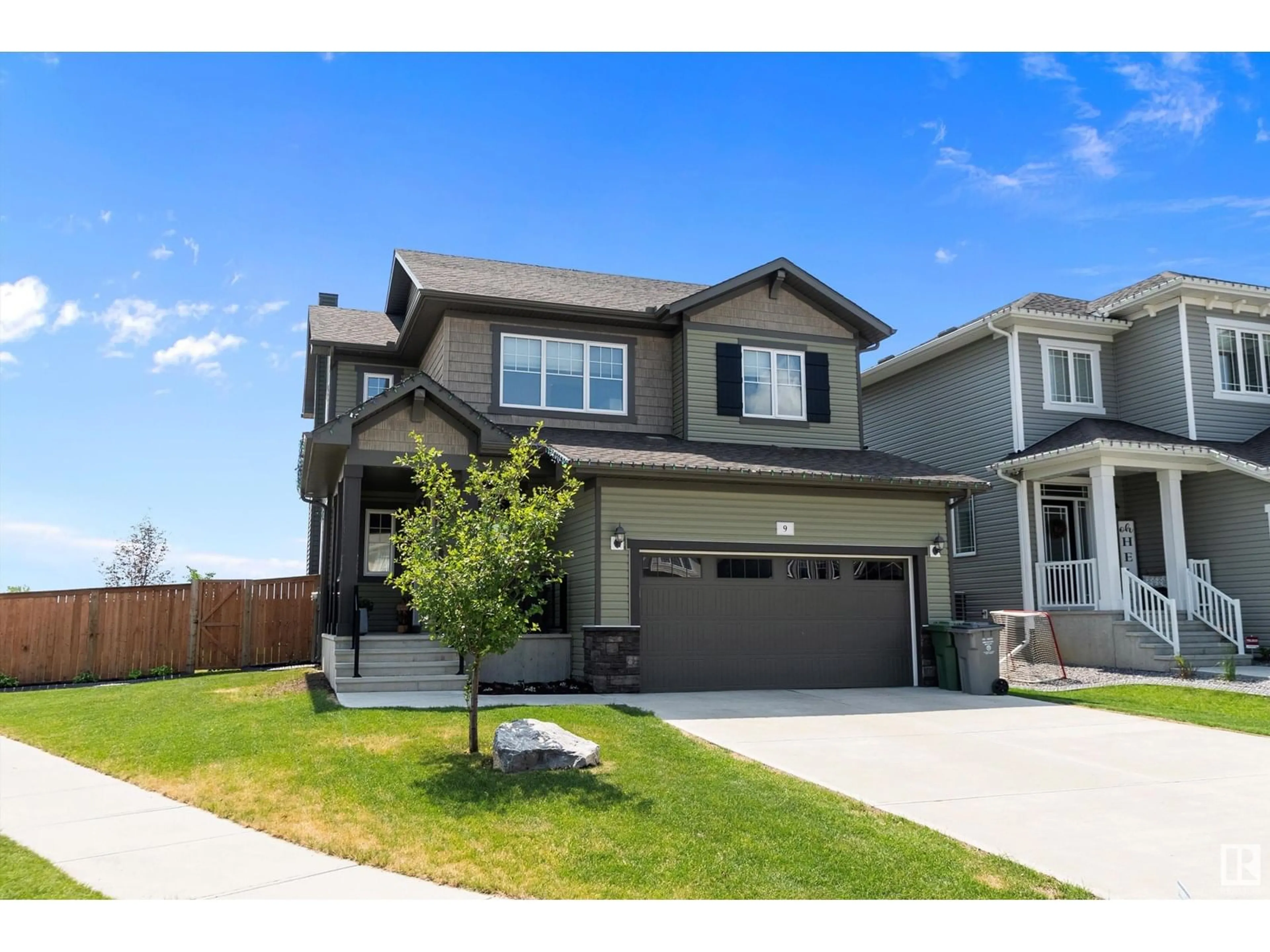 Home with vinyl exterior material, street for 9 BILODEAU CR, Beaumont Alberta T4X2C9