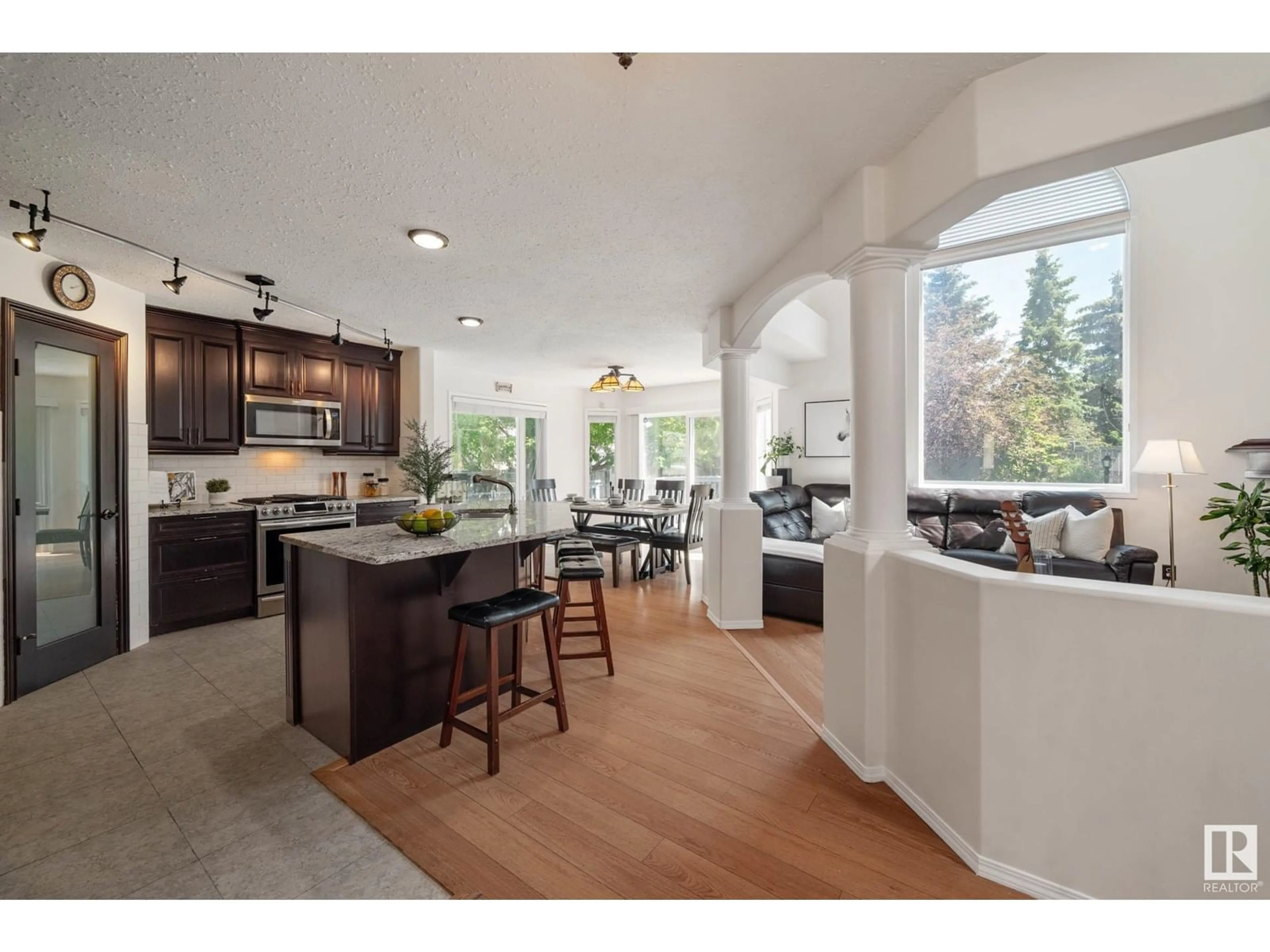 Open concept kitchen, unknown for 4319 38A AV, Edmonton Alberta T6L6Z5