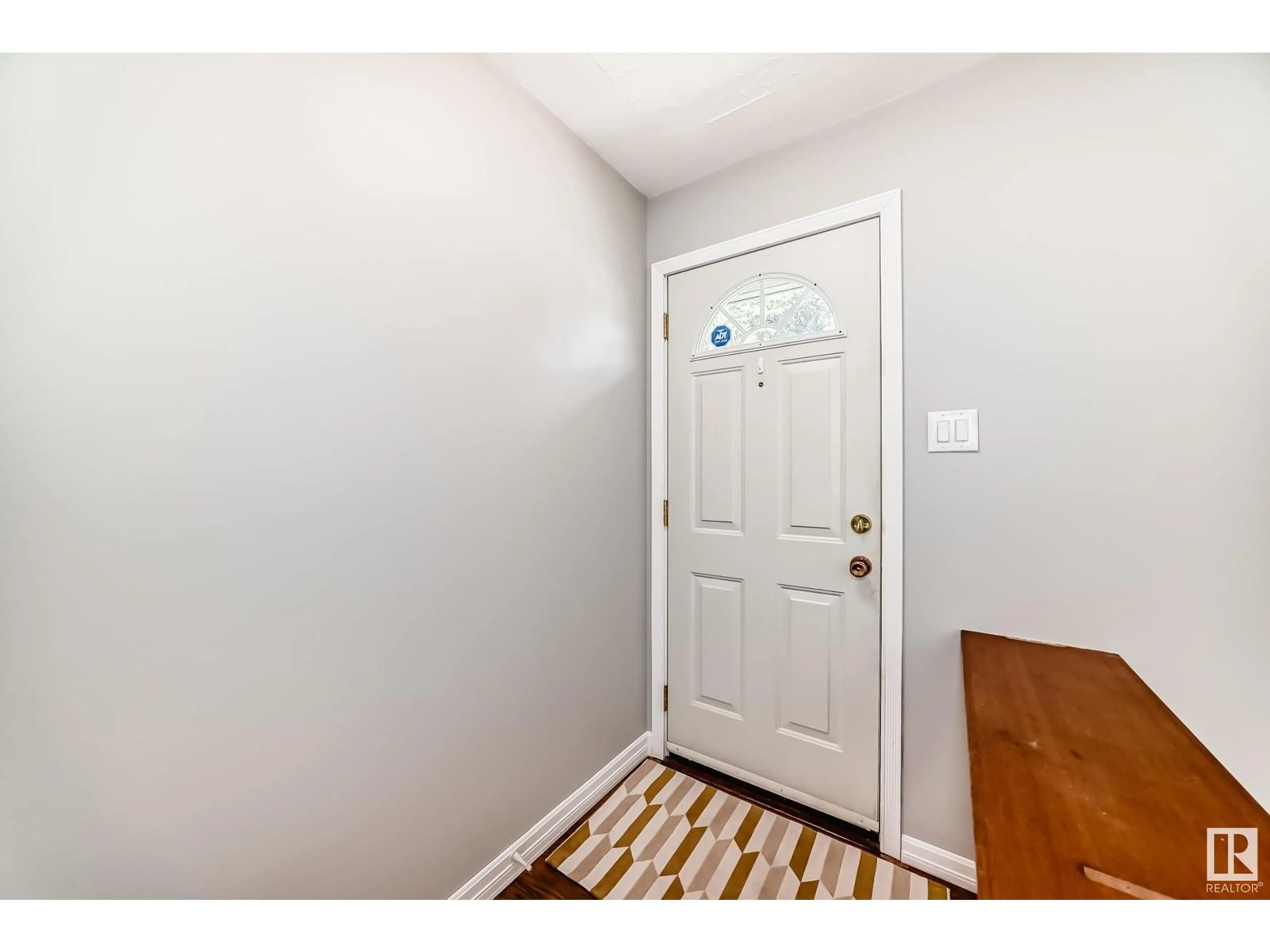 Indoor entryway for NW - 10932 165 ST, Edmonton Alberta T5P3T7