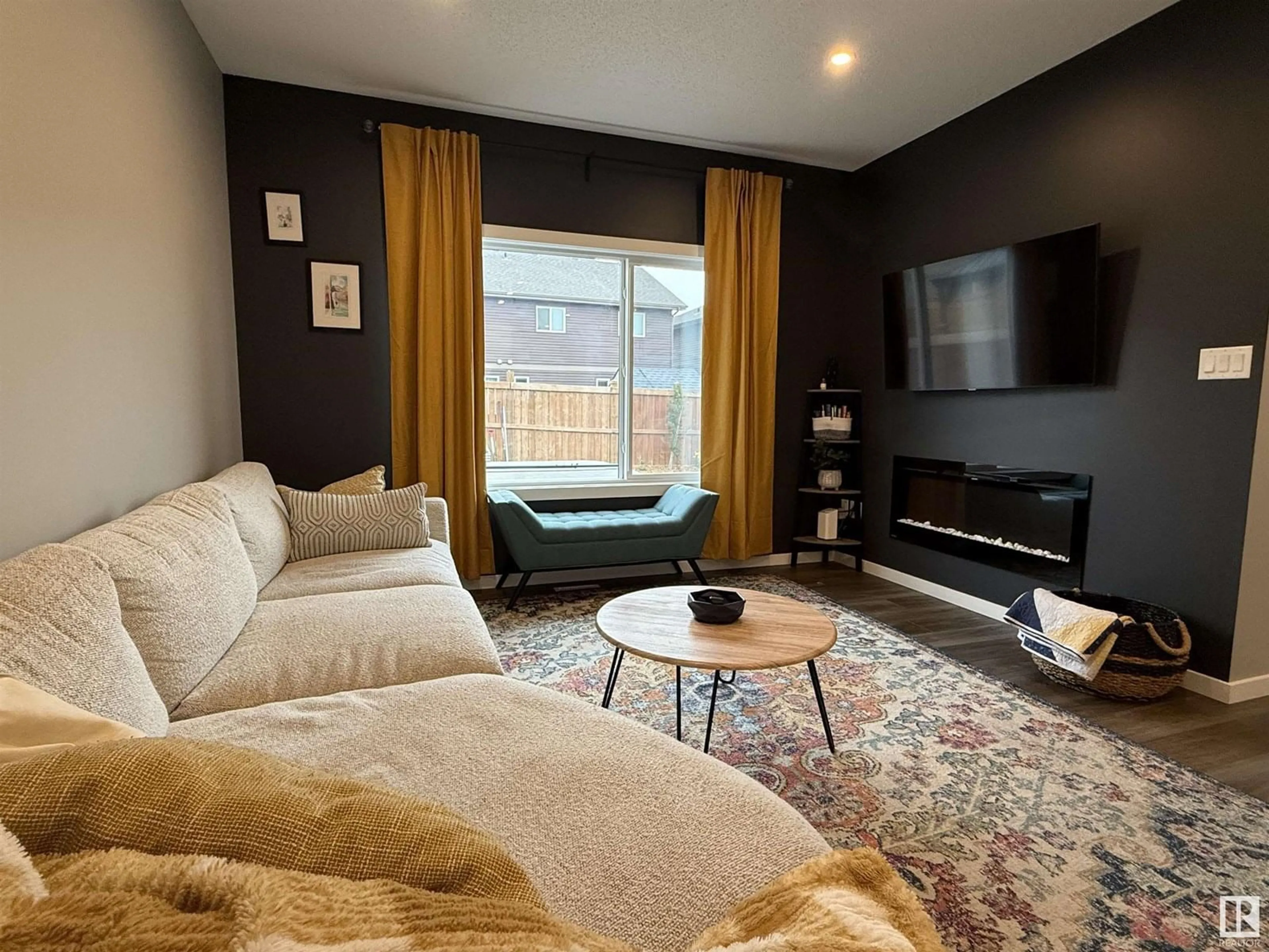 Living room with furniture, unknown for 41 PROSPECT PL, Spruce Grove Alberta T7X2W4