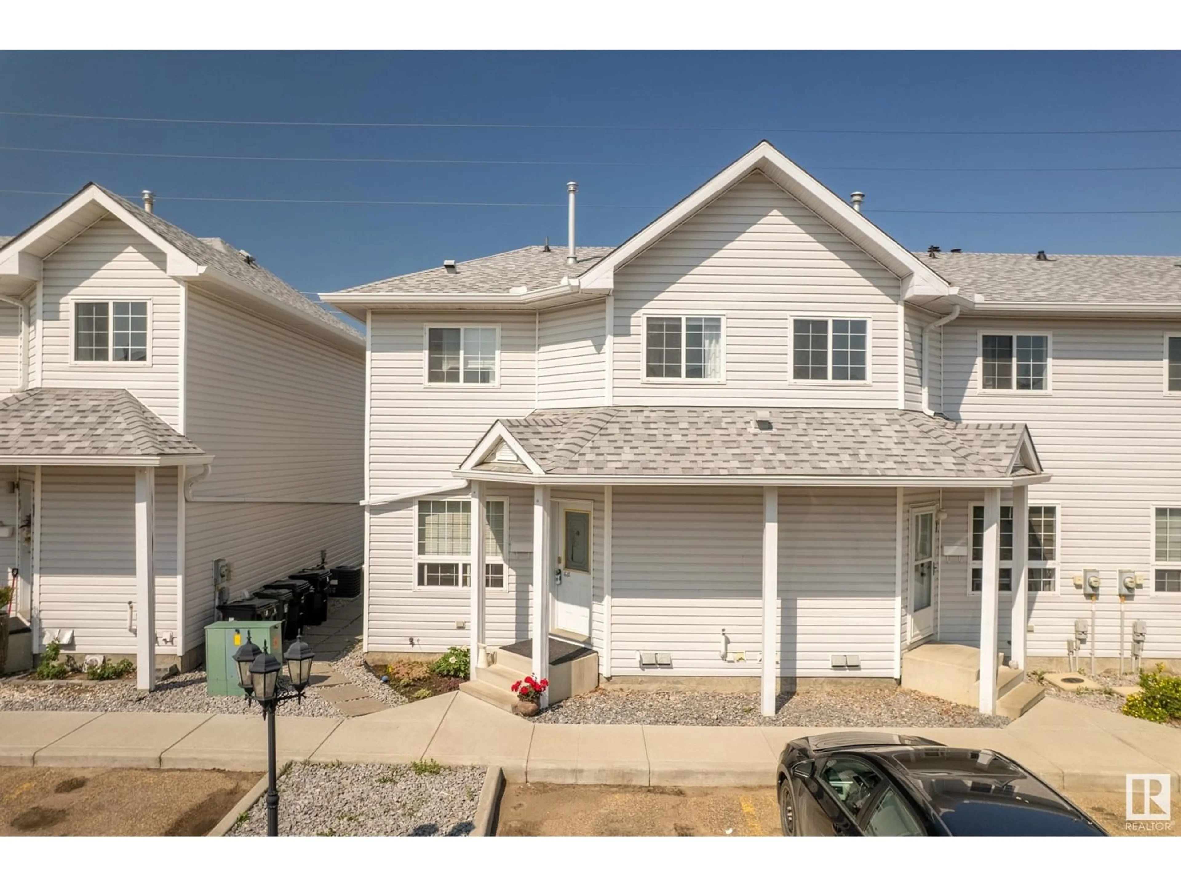 Home with vinyl exterior material, street for #8 - 10 CRANBERRY DR, Sherwood Park Alberta T8H2A1