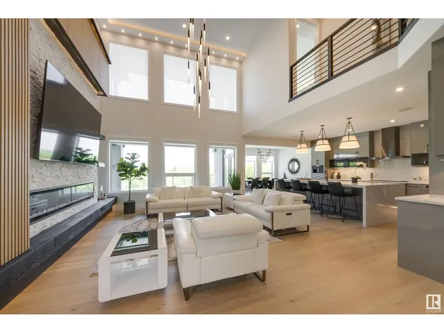 4111 WHISPERING RIVER DR, Edmonton 4