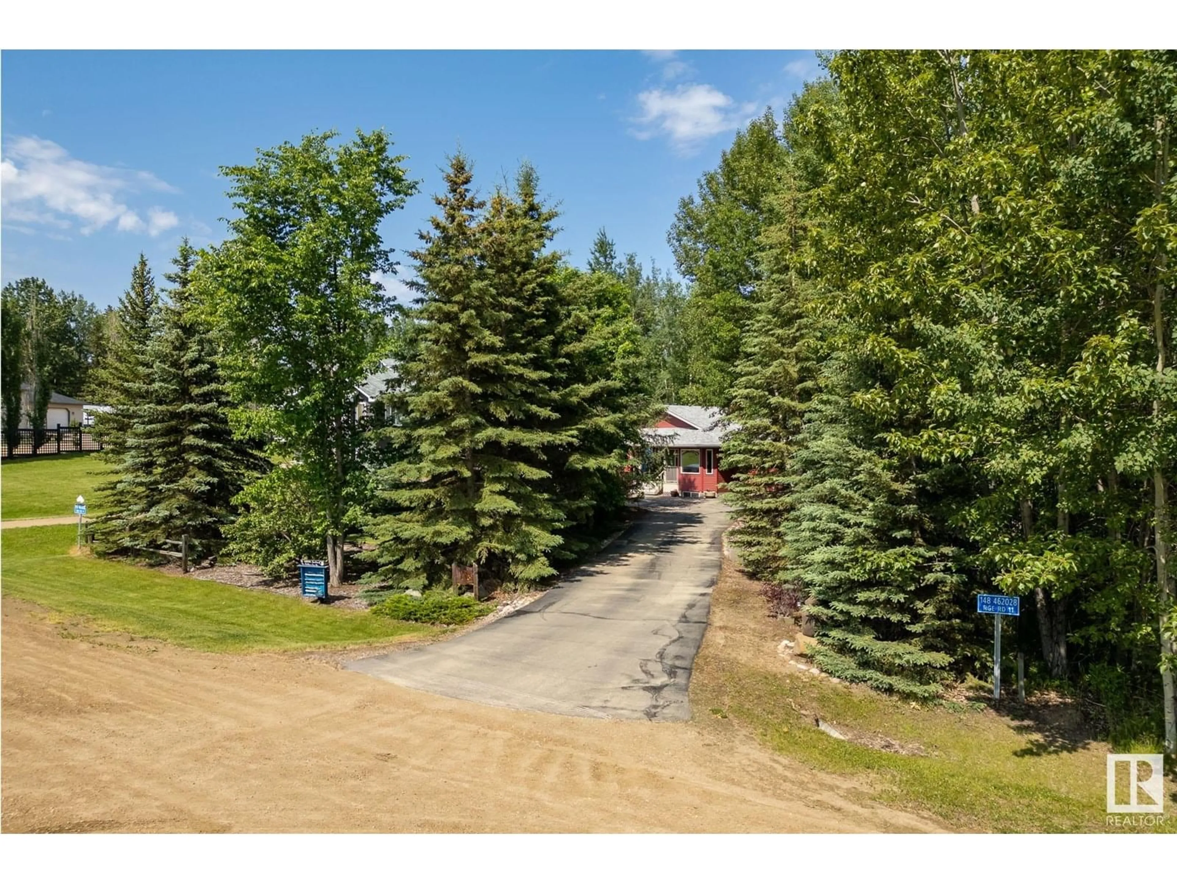 A pic from outside/outdoor area/front of a property/back of a property/a pic from drone, unknown for 148 462028 RGE RD 11, Rural Wetaskiwin County Alberta T0C2V0