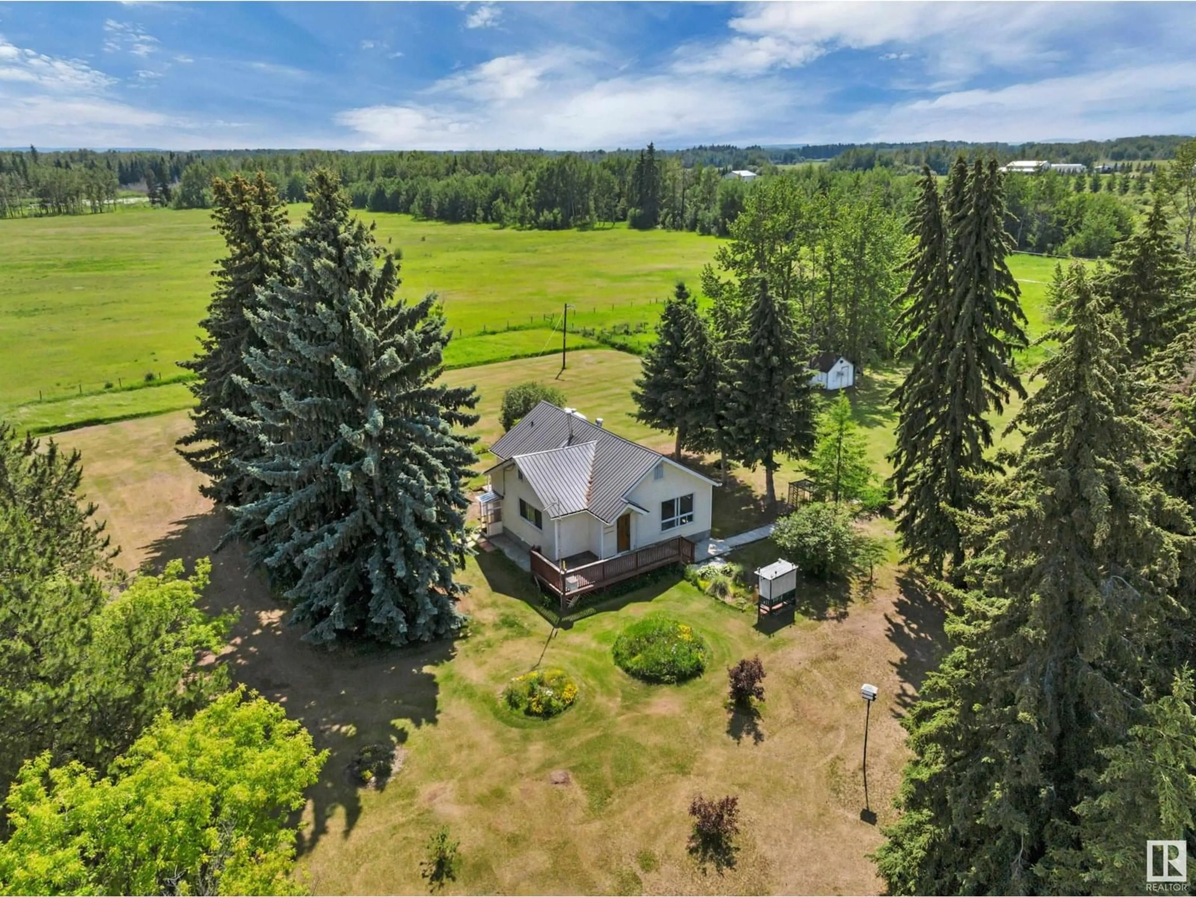 A pic from outside/outdoor area/front of a property/back of a property/a pic from drone, unknown for 2137 TWP ROAD 490, Rural Leduc County Alberta T0C2P0