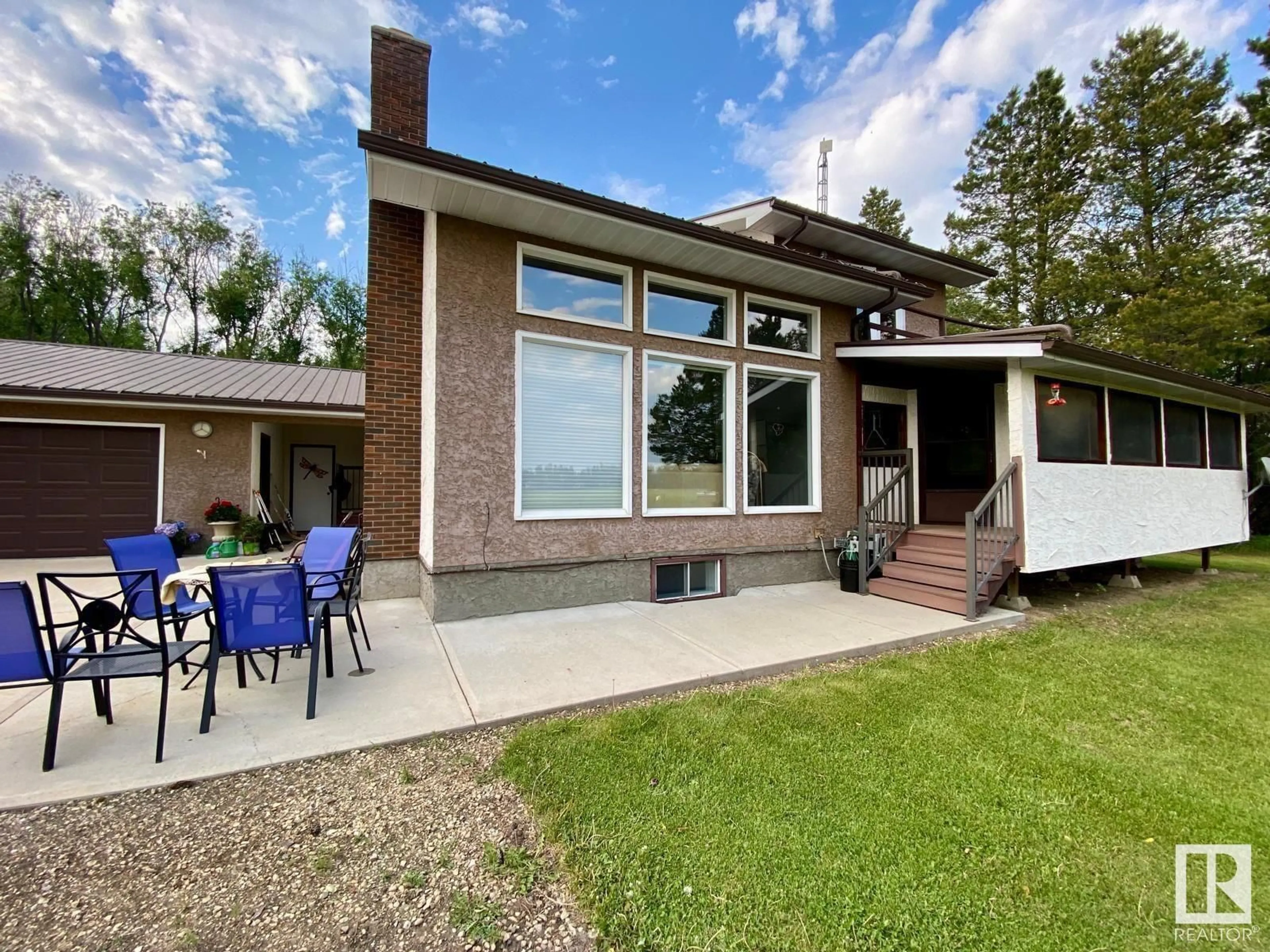 Home with brick exterior material, unknown for 60105 RANGE ROAD 30, Rural Barrhead County Alberta T0G0G0