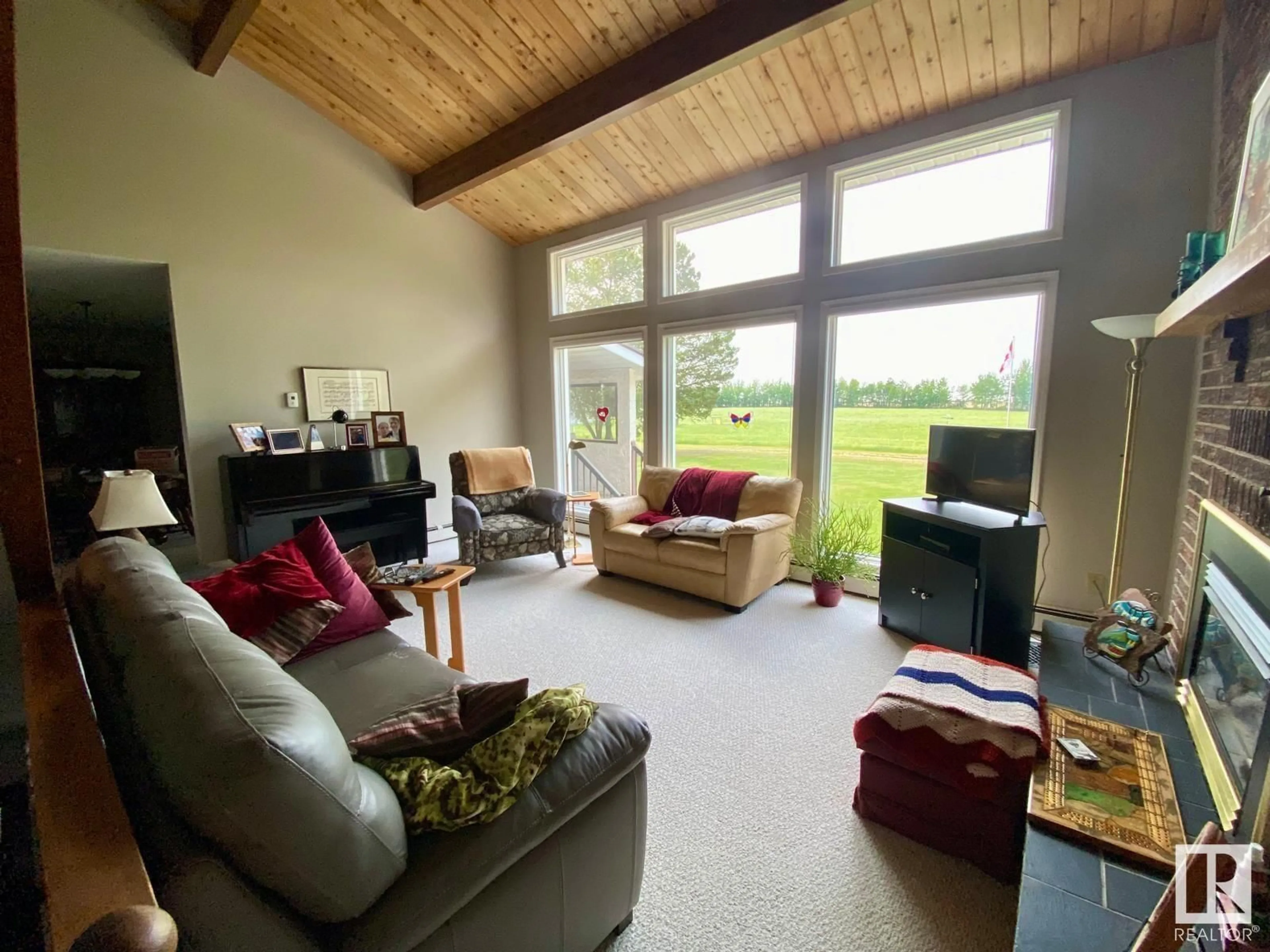 Living room with furniture, unknown for 60105 RANGE ROAD 30, Rural Barrhead County Alberta T0G0G0