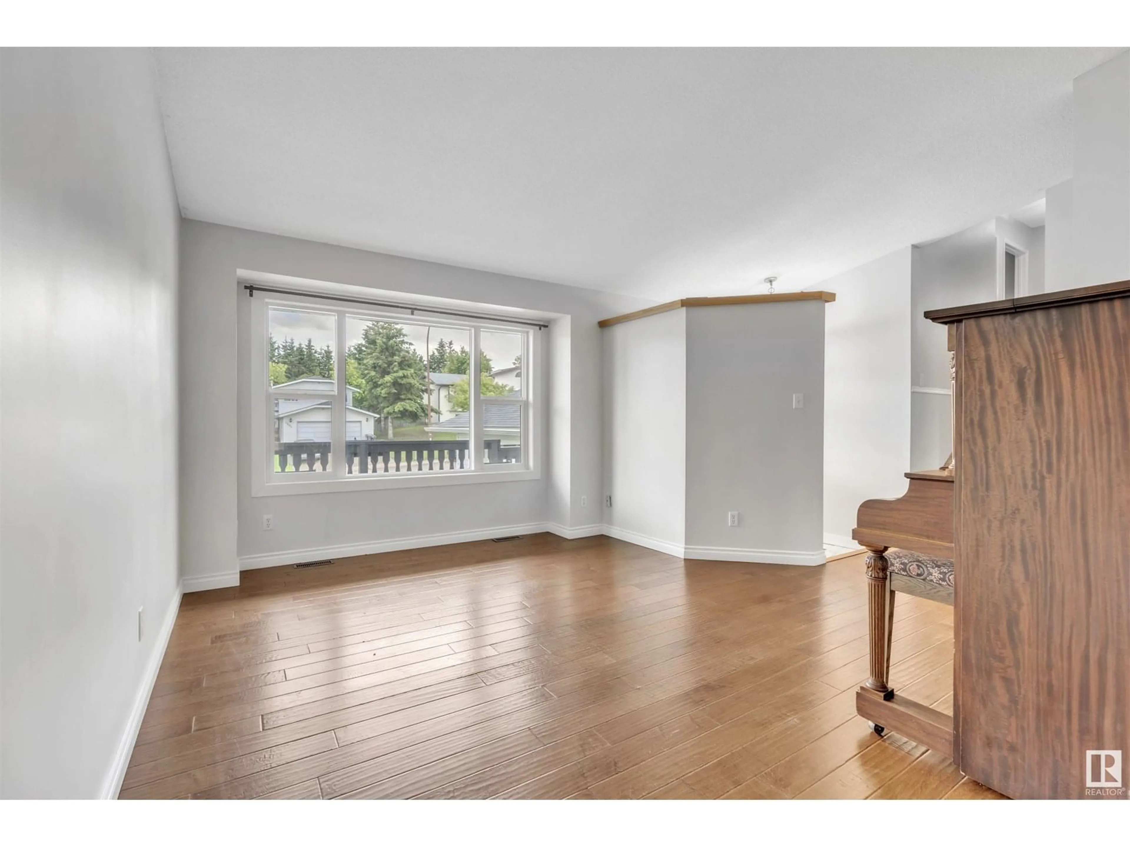 A pic of a room for 3802 51 AV, Cold Lake Alberta T9M2B2