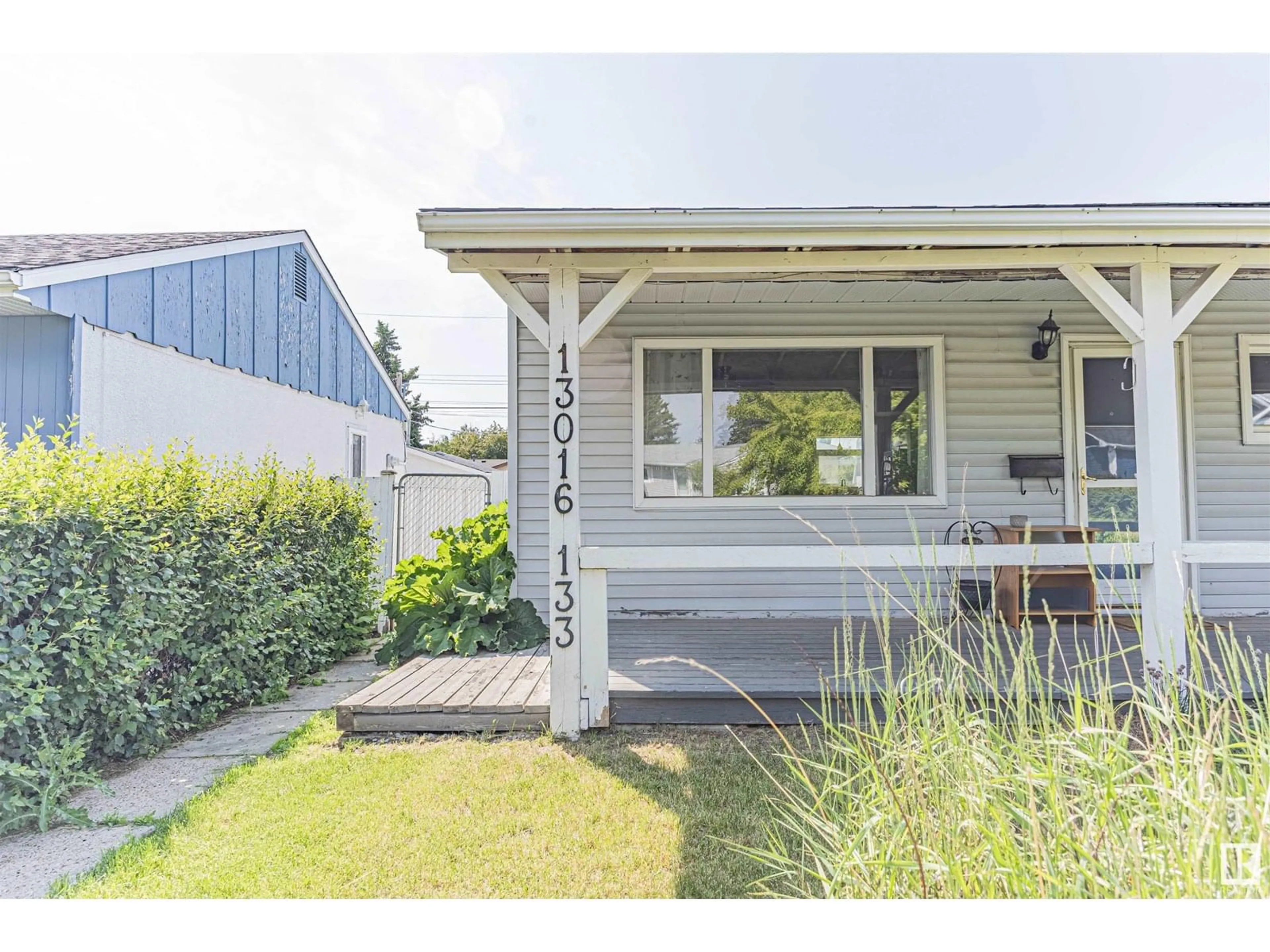 Shed for 13016 133 ST, Edmonton Alberta T5L1T1