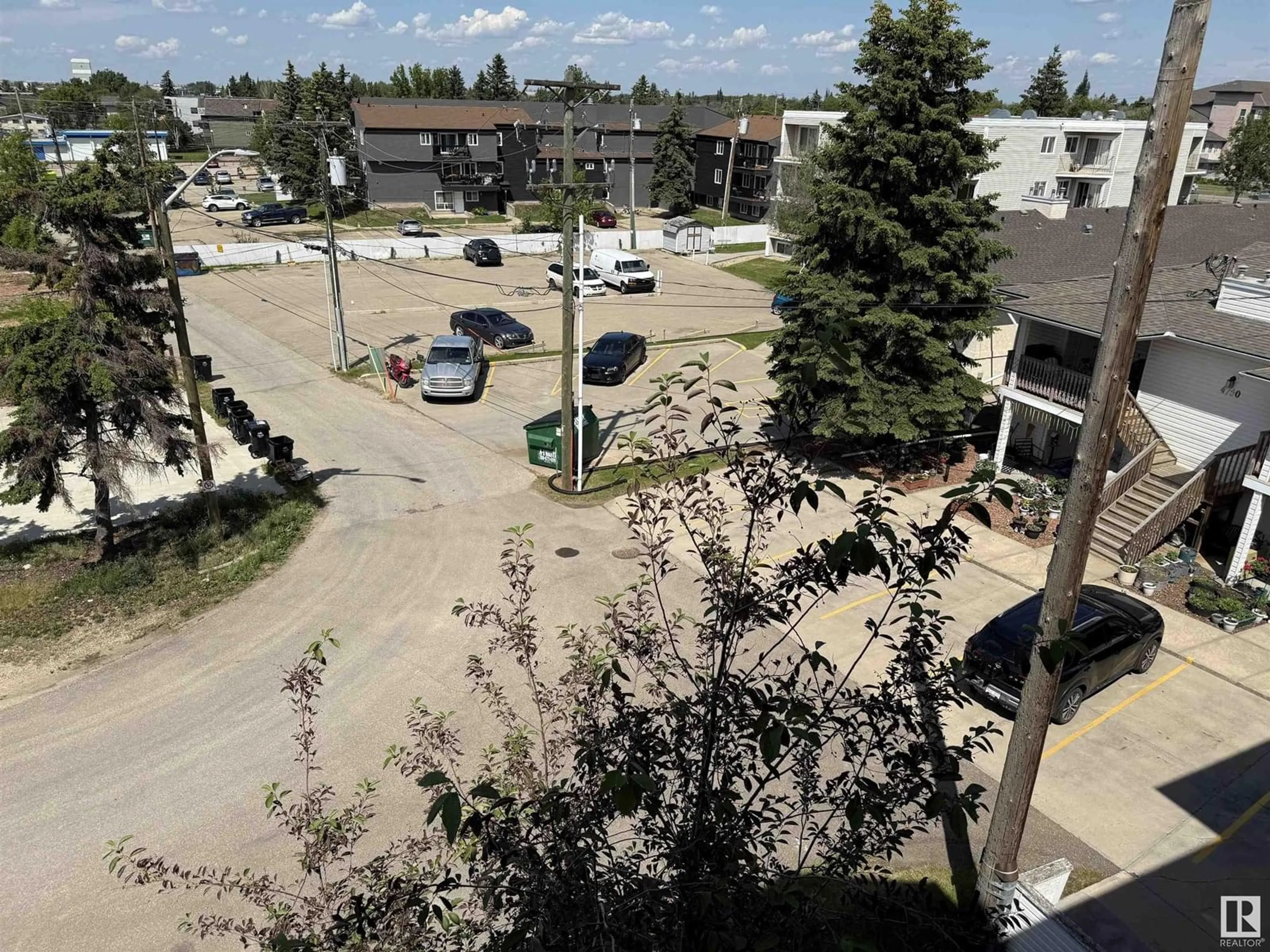 A pic from outside/outdoor area/front of a property/back of a property/a pic from drone, city buildings view from balcony for #402 - 4415 48 ST, Leduc Alberta T9E5Y3