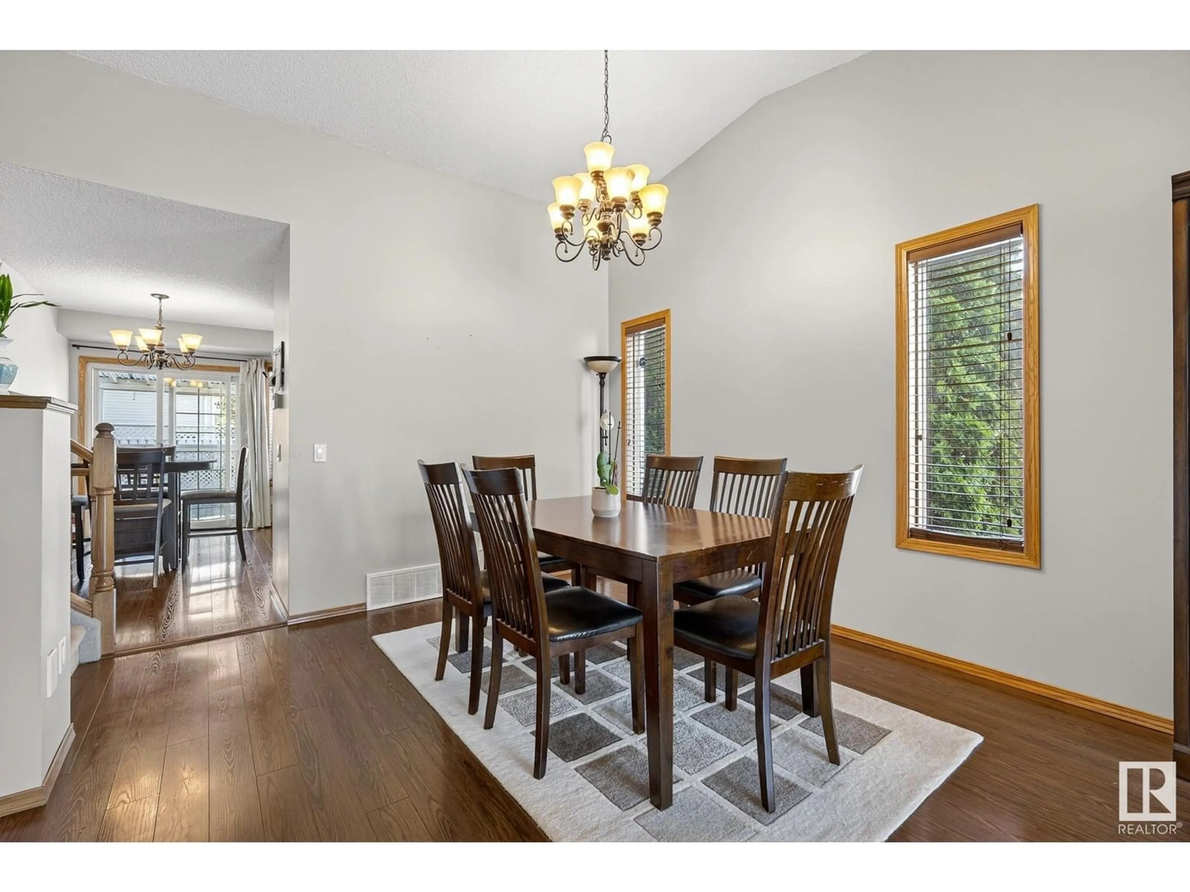 Dining room, wood/laminate floor for 3627 40 AV, Edmonton Alberta T6L6M8