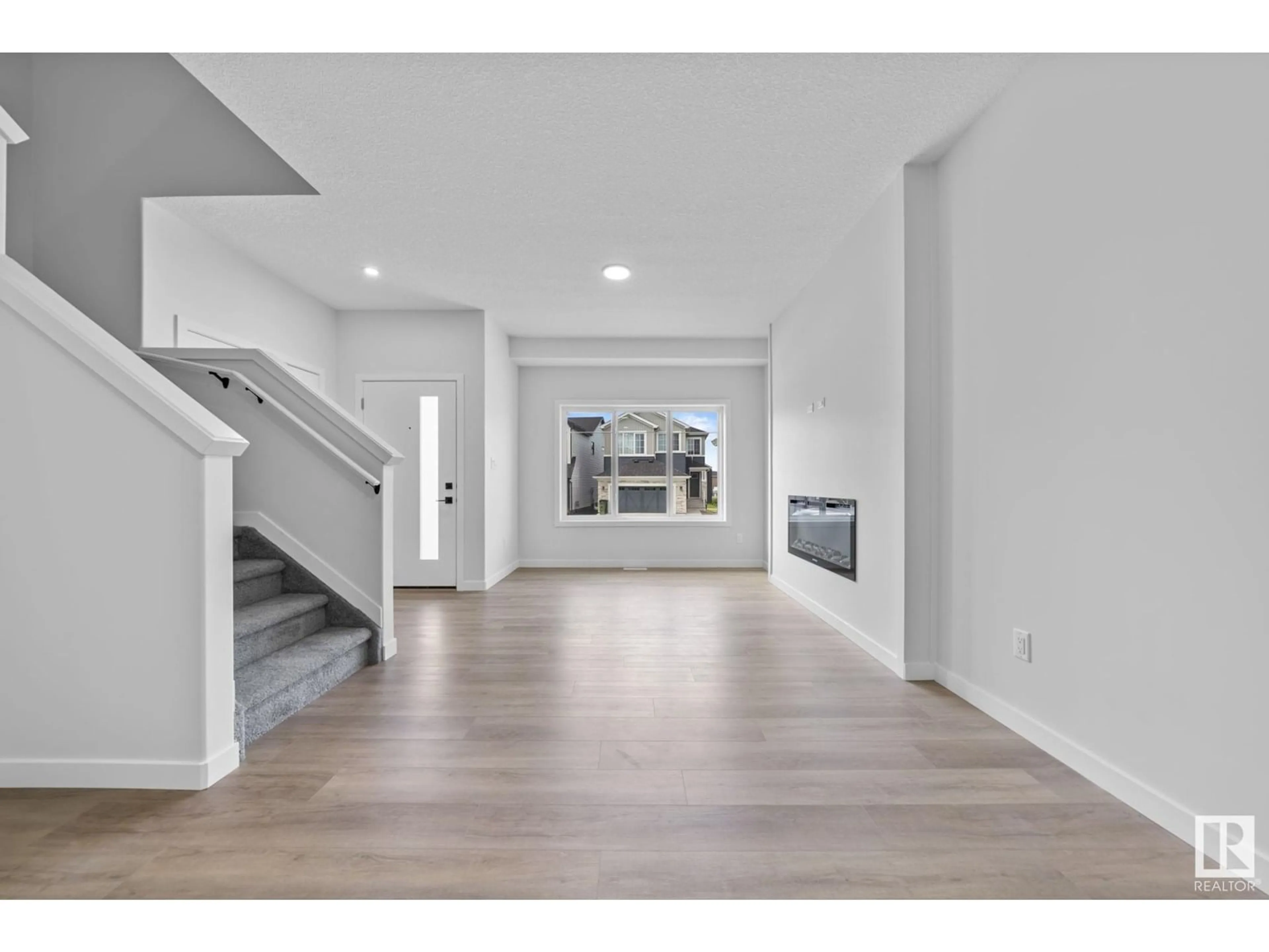Indoor entryway for 16521 20 AV SW, Edmonton Alberta T6W5K1