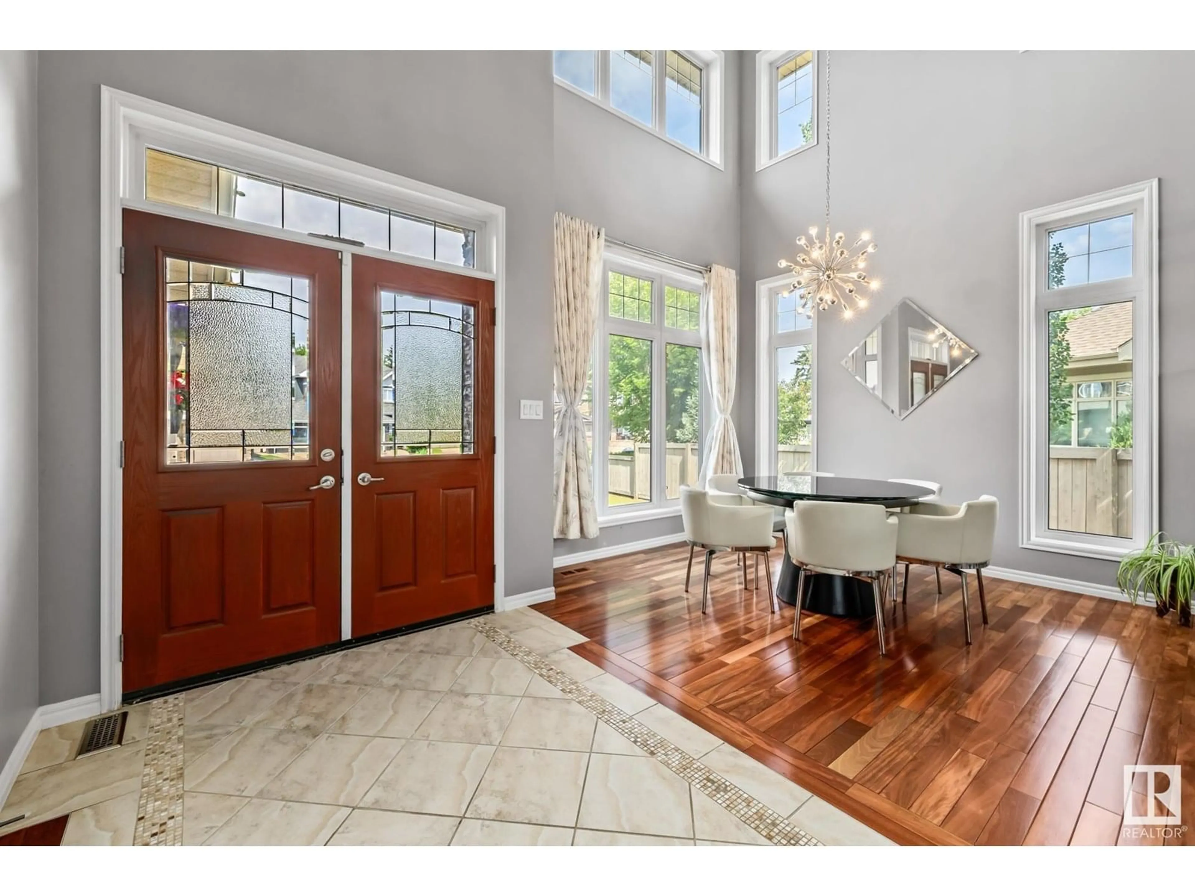 Indoor entryway for #26 - 10550 ELLERSLIE RD, Edmonton Alberta T6W0Y2