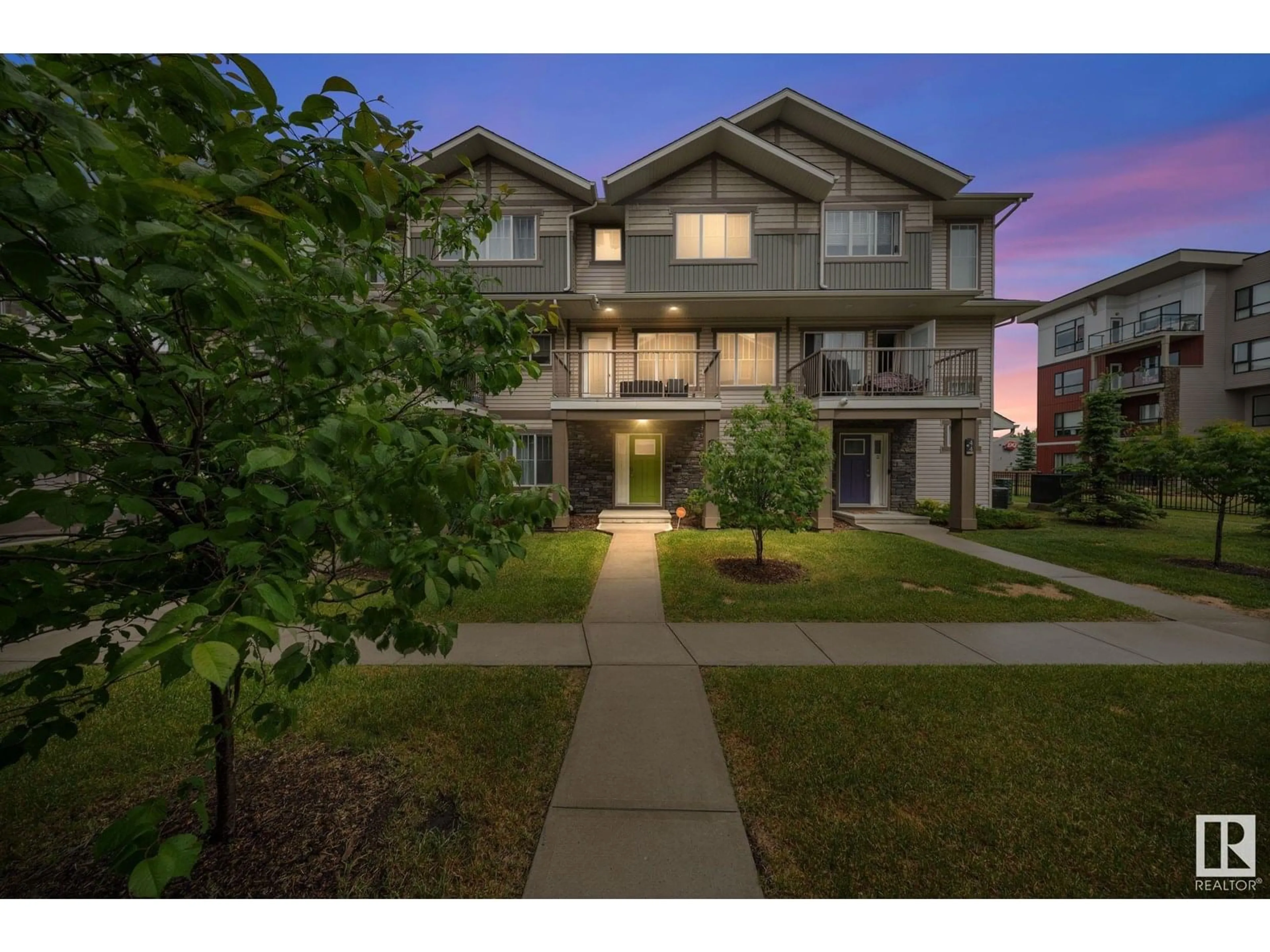 A pic from outside/outdoor area/front of a property/back of a property/a pic from drone, unknown for 12815 - 43 CUMBERLAND RD, Edmonton Alberta T6V0M2