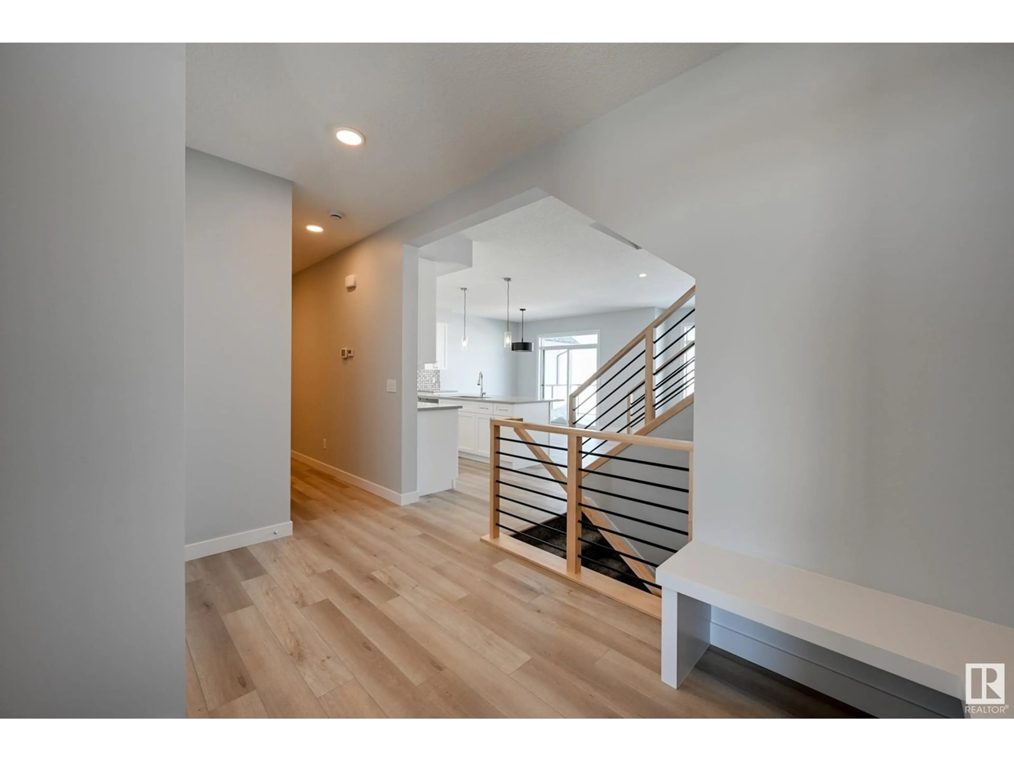 Indoor entryway for 10214 92A AV, Morinville Alberta T8R2R4
