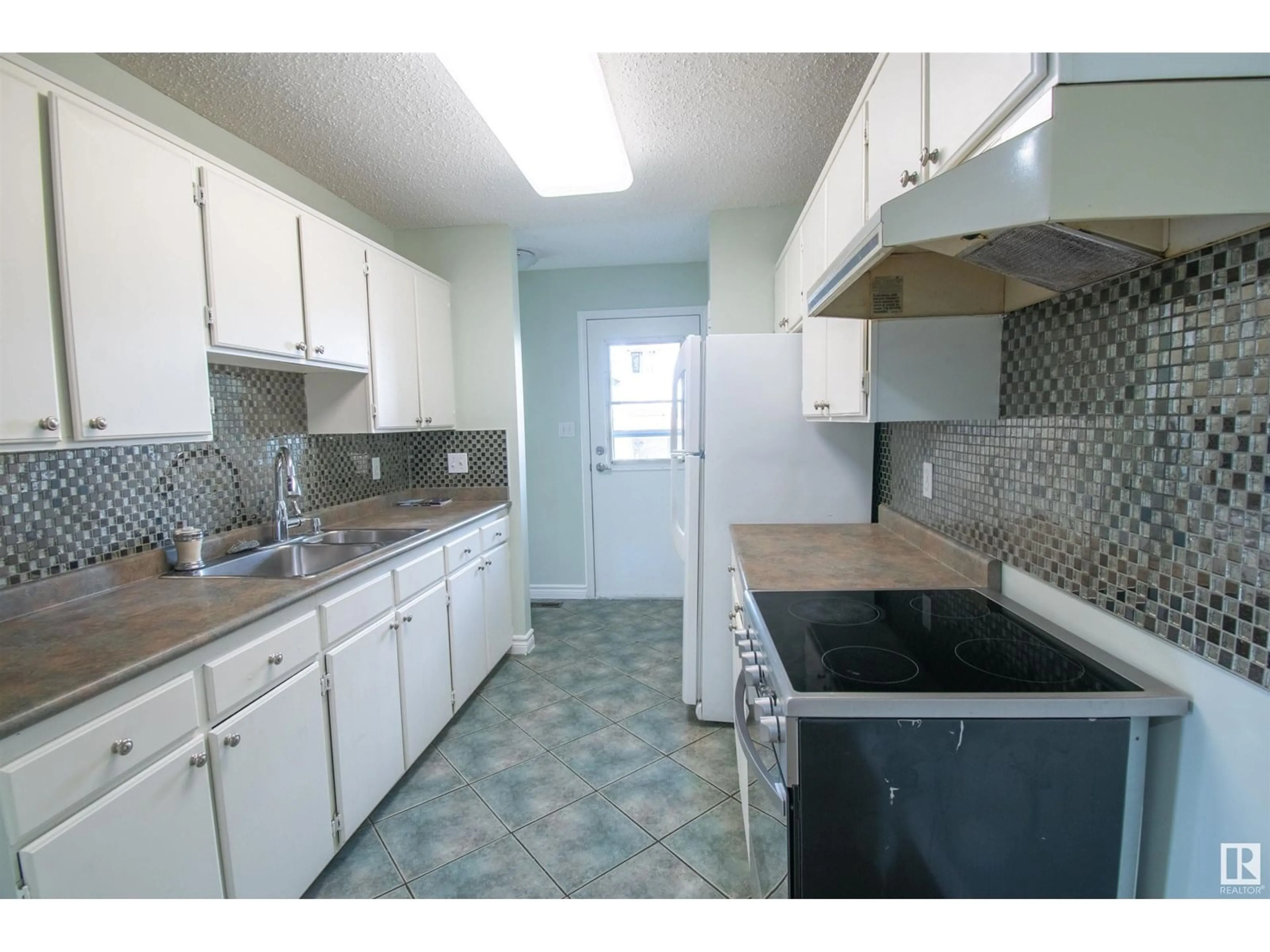 Standard kitchen, unknown for 835 ERIN PL, Edmonton Alberta T5T1M6