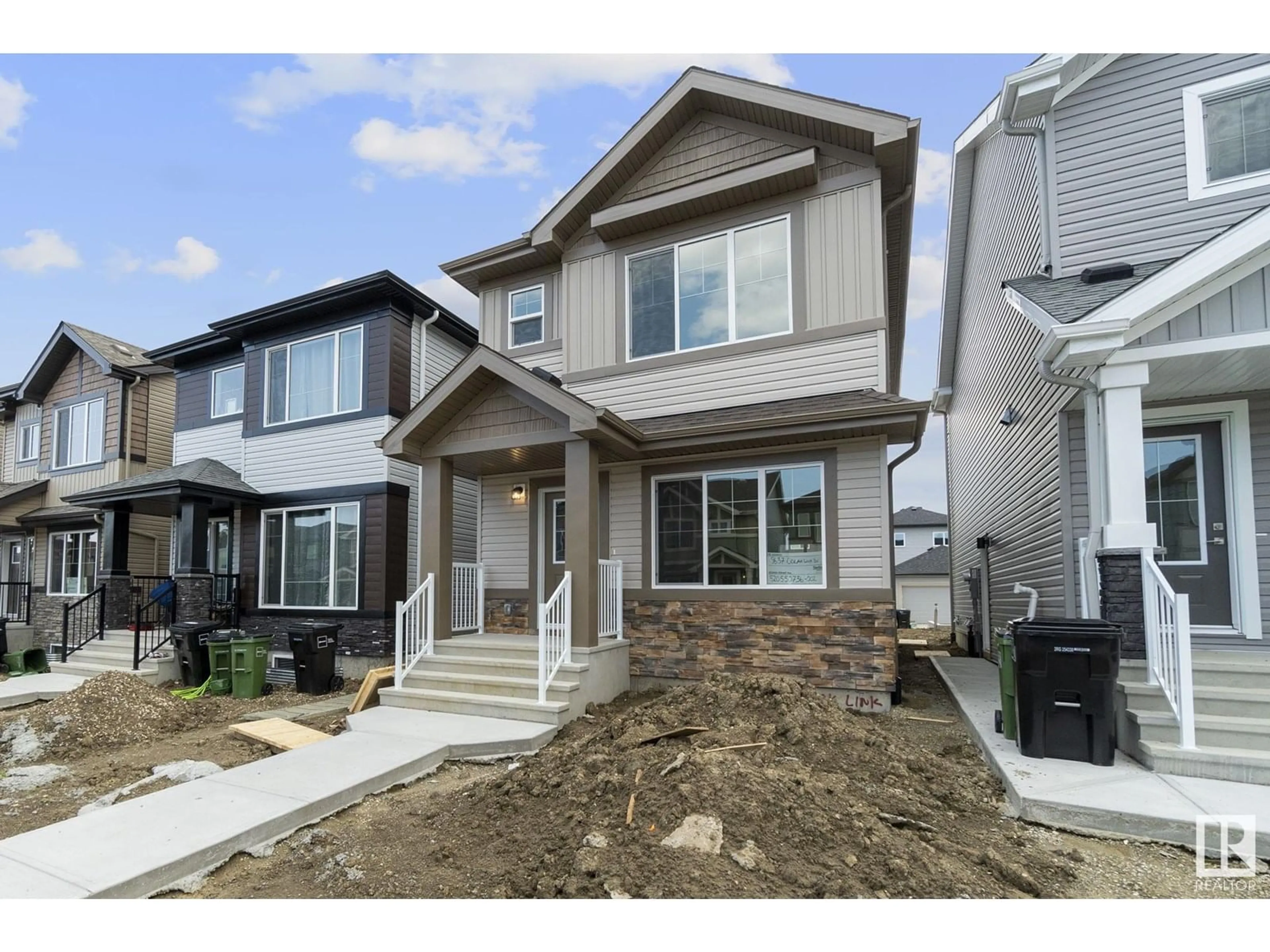 Home with vinyl exterior material, street for 9637 COLAK LI, Edmonton Alberta T6W5M5